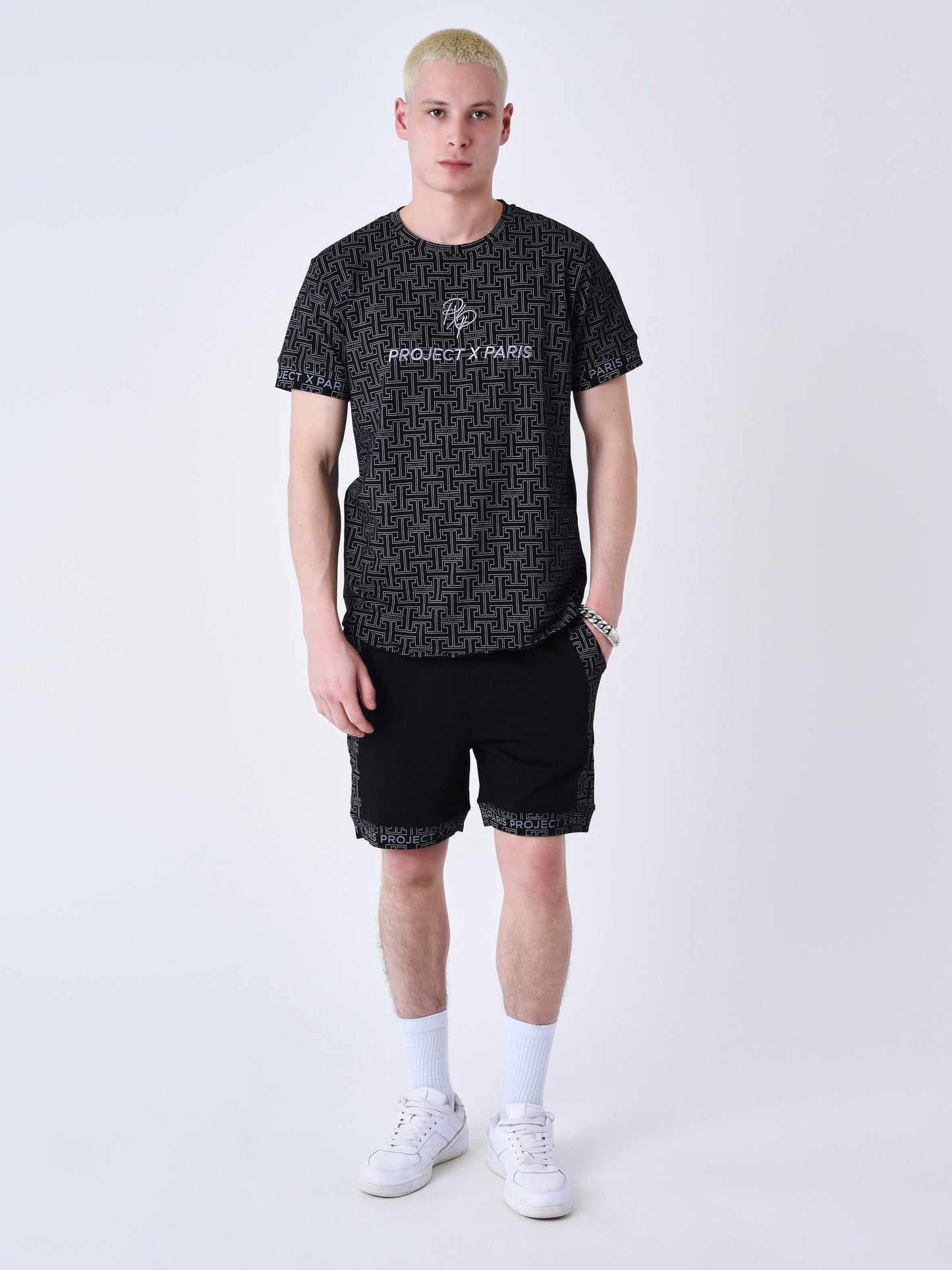 tee-shirt-imprime-labyrinthe-noir