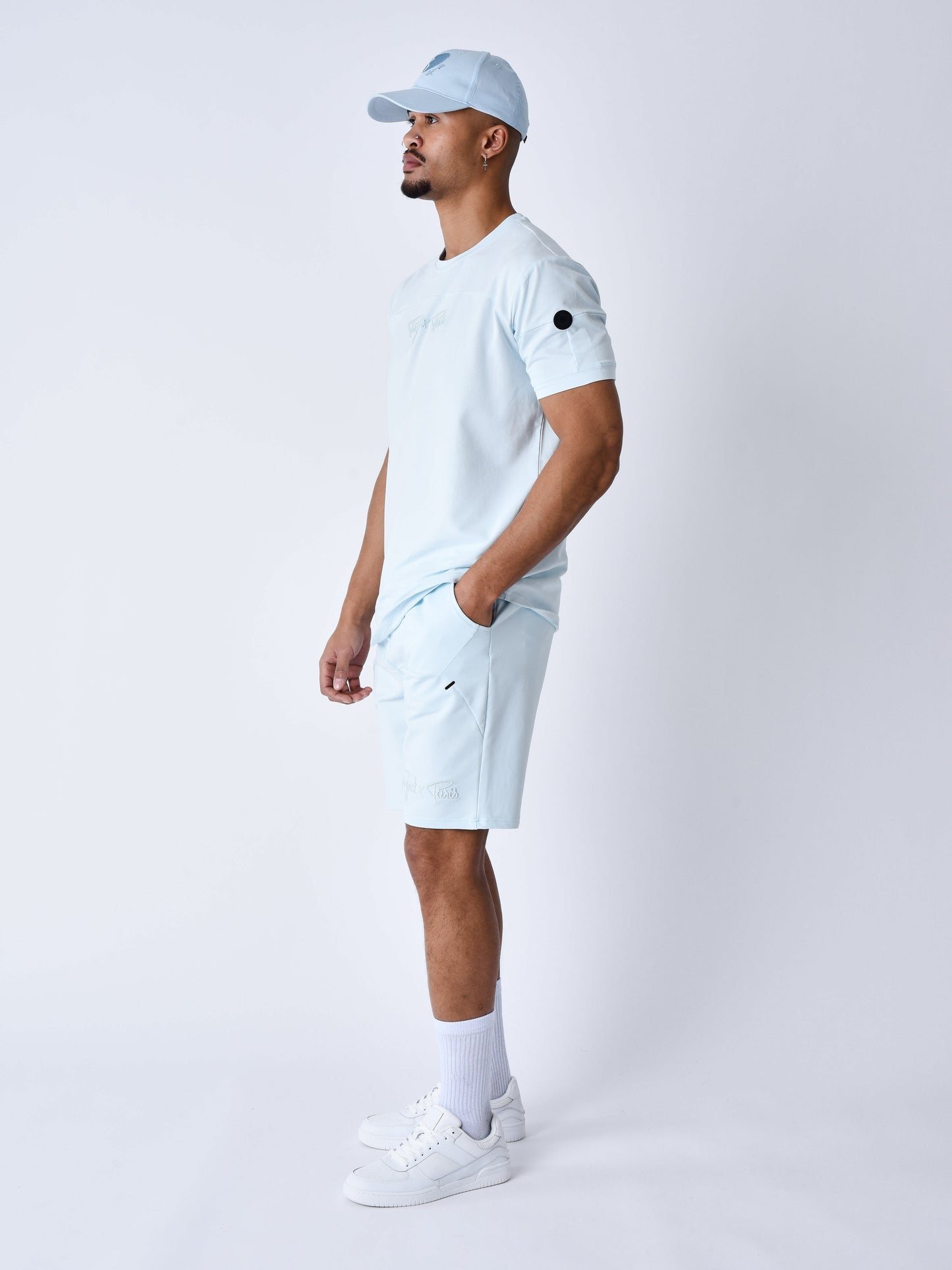 tee-shirt-technique-a-decoupes-ice-blue