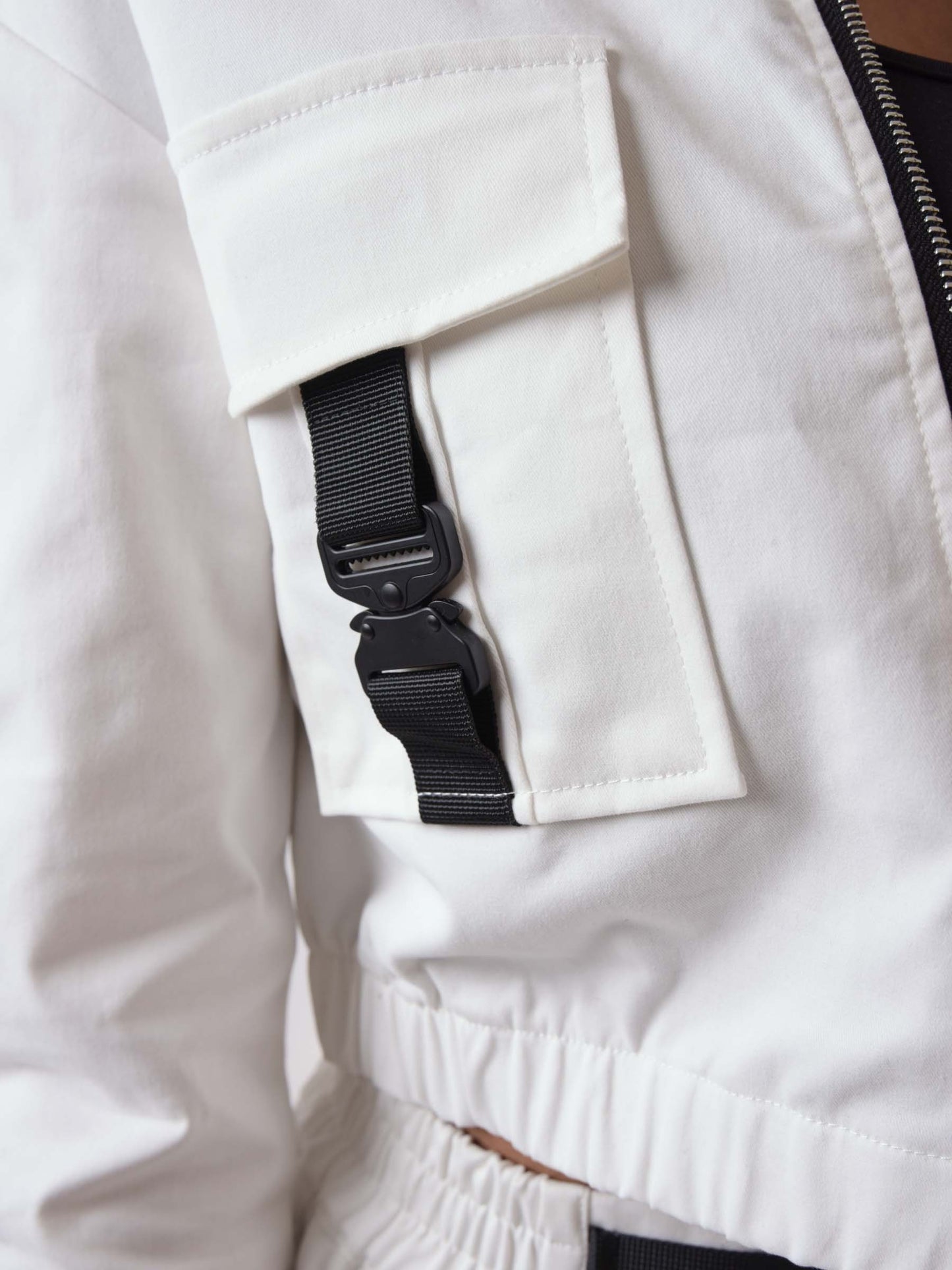 veste-a-poches-col-chemise-blanc