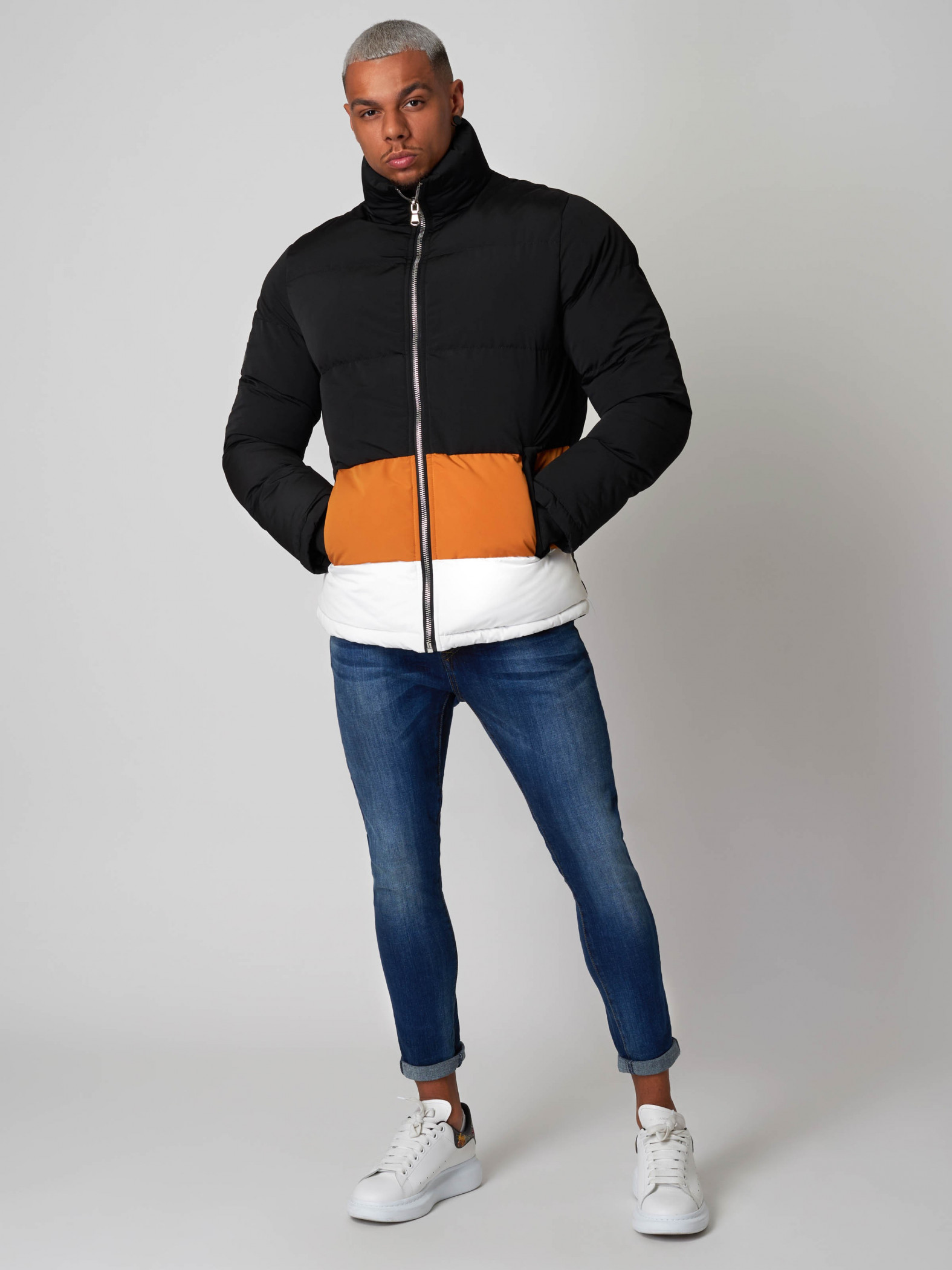 Short puffer jacket with stand-up collar Project X Paris