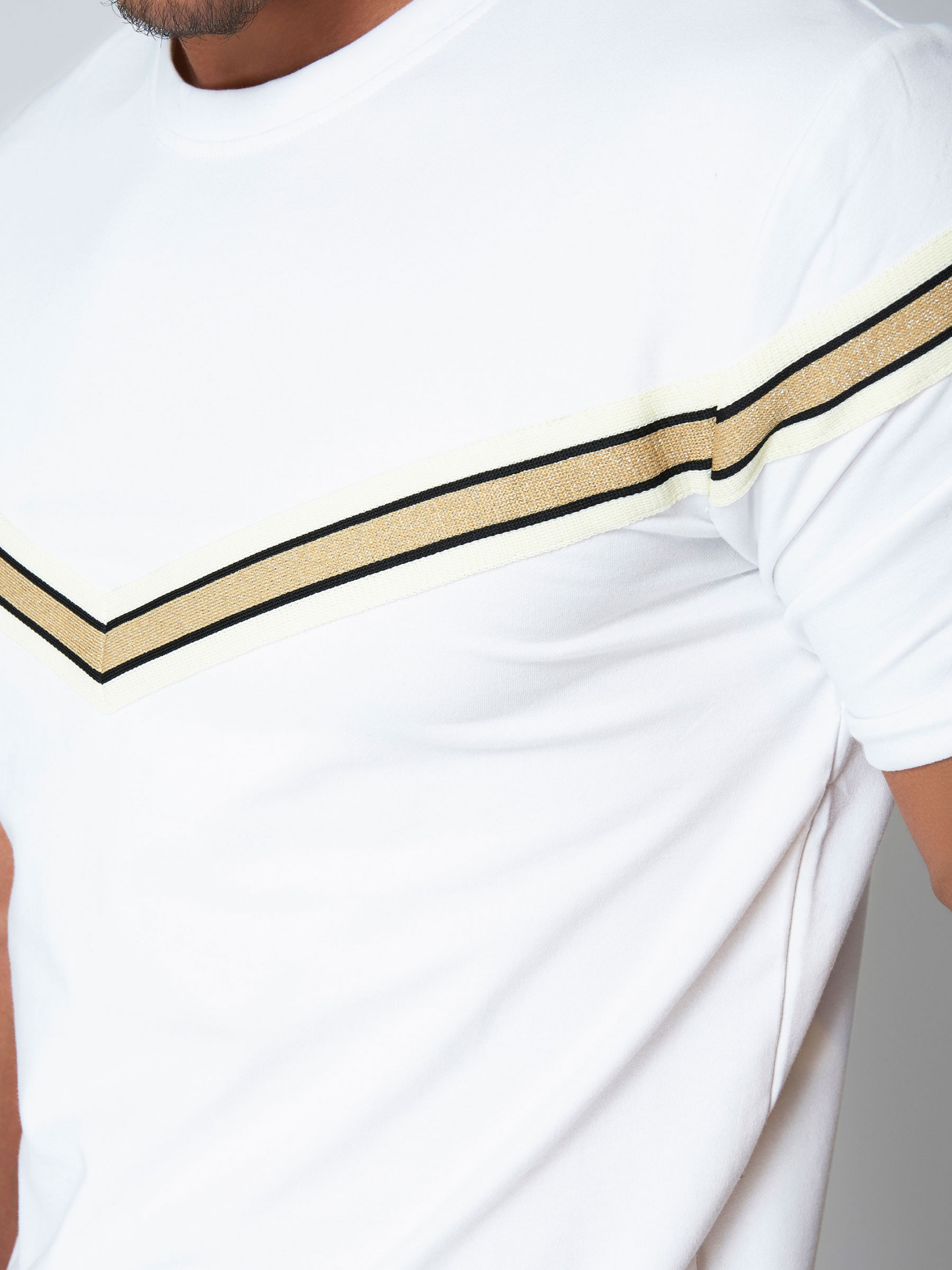 Tee shirt avec empiècement V doré Homme Project X Paris