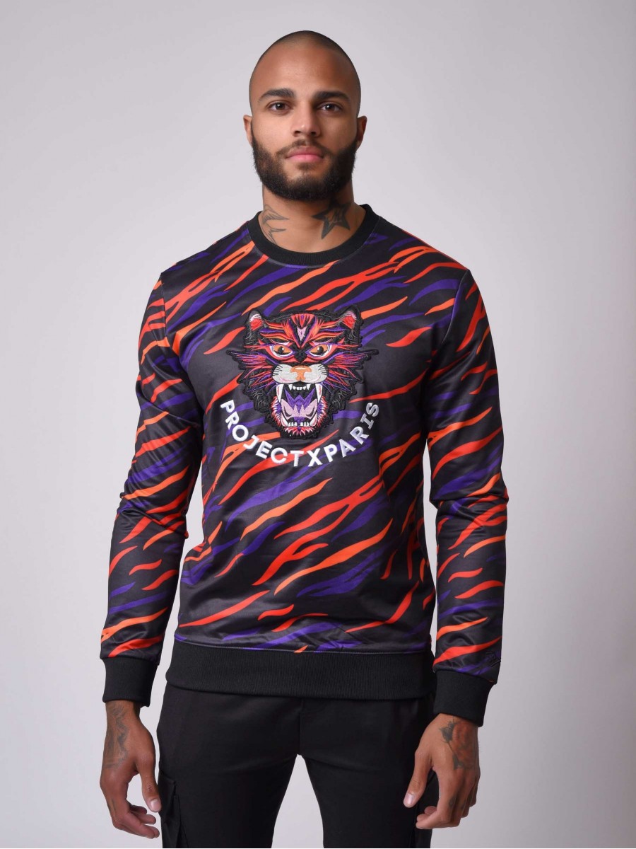 Round-neck sweatshirt with tiger motif and feline patch