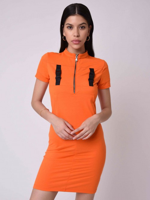 Kleid mit kurzen Ärmeln - Orange
