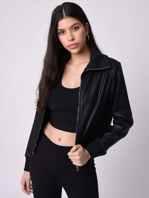 Basic faux leather jacket, aviator collar - Black