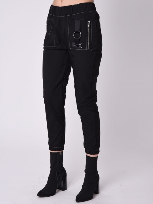 Pants with contrast stitching - Black