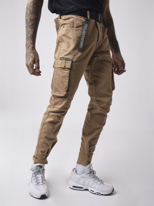 Jean Cargo pockets and tightening strap at the bottom - Camel