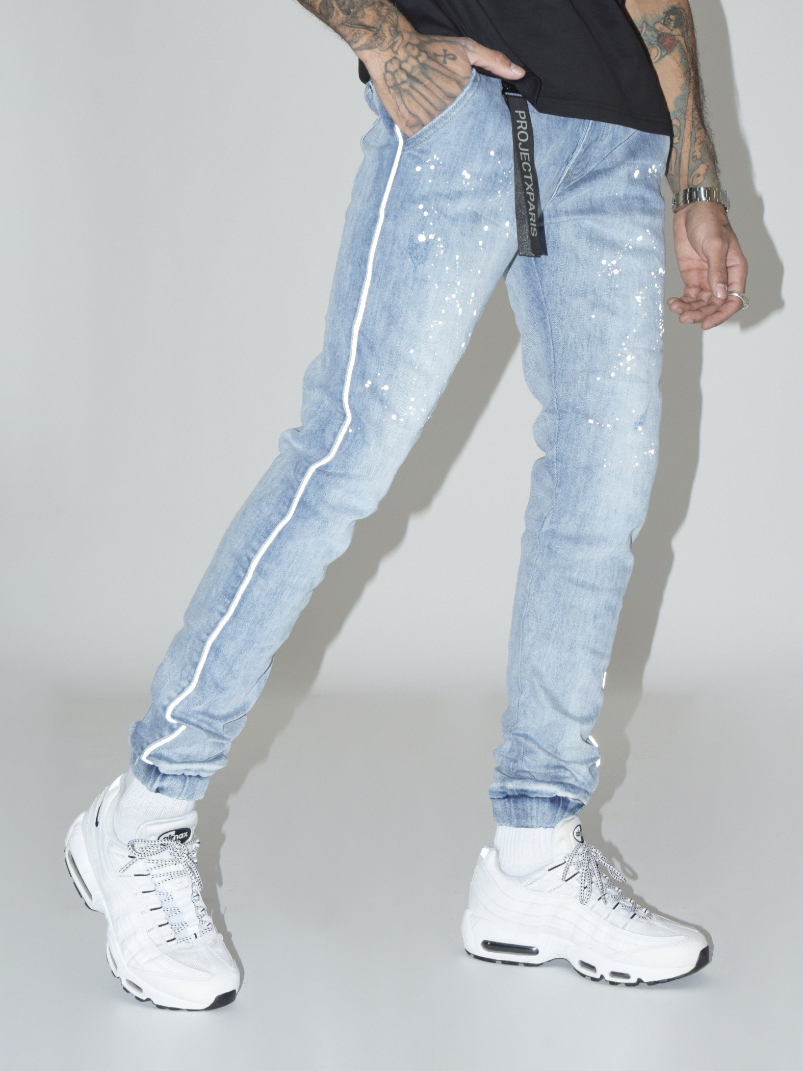command sweater