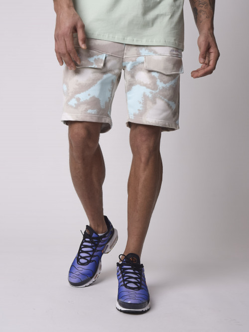 Abstract camouflage shorts - Water green