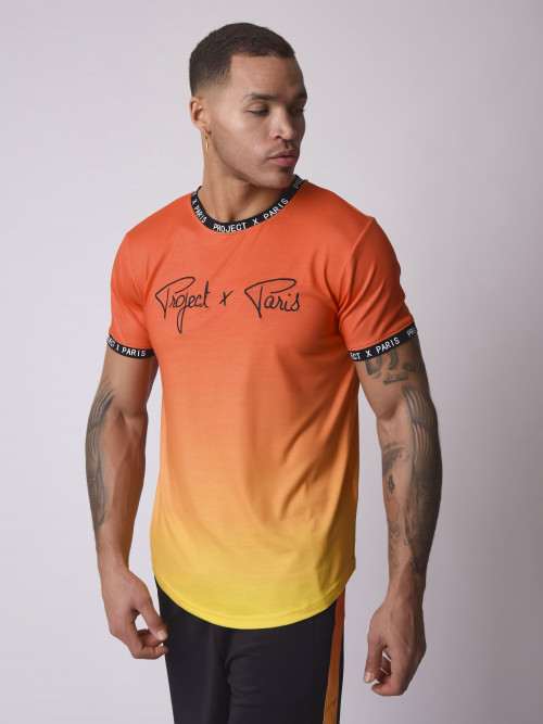 Camiseta de sublimación degradada con logo bordado en el pecho - Naranja
