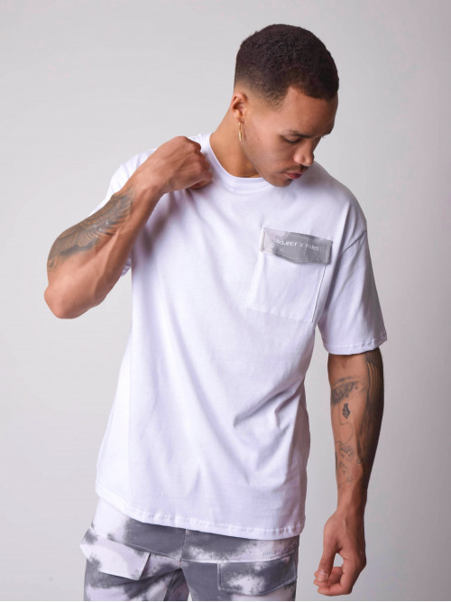 Loose-fitting tee with pocket flap - White