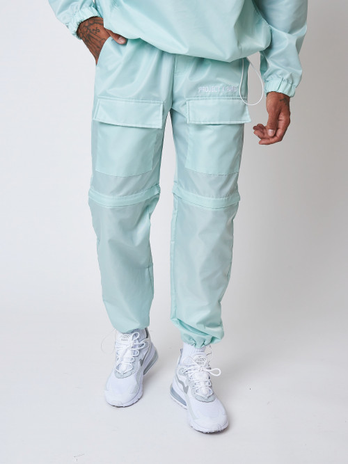 Pantalón básico con bolsillos de parche - Cian