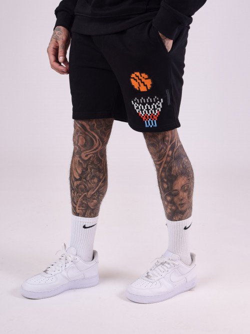 Diseño de pantalones cortos de baloncesto pixel - Negro
