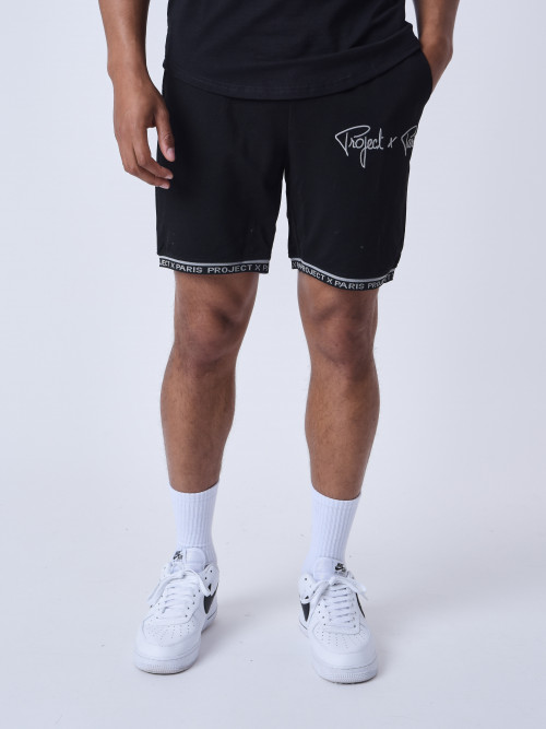 Embroidered logo shorts - Black