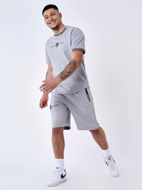 Plain shorts with logo stripe - Light grey