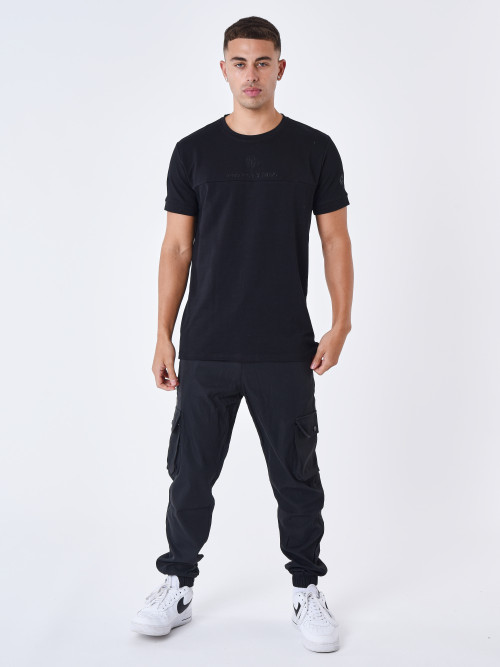 T-Shirt im Techwear-Stil - Schwarz