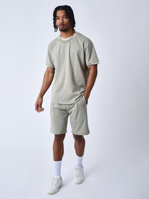 Einfarbige Shorts mit Logo-Streifen - Khaki grau