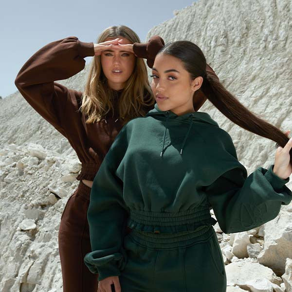 Le sweat femme : un vetement street qui allie élégance et confort