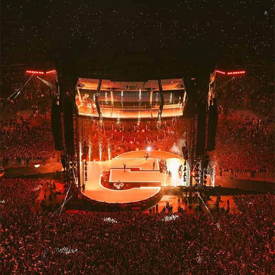 98 000 spectateurs : record d'affluence pour le concert de Jul au Stade de France