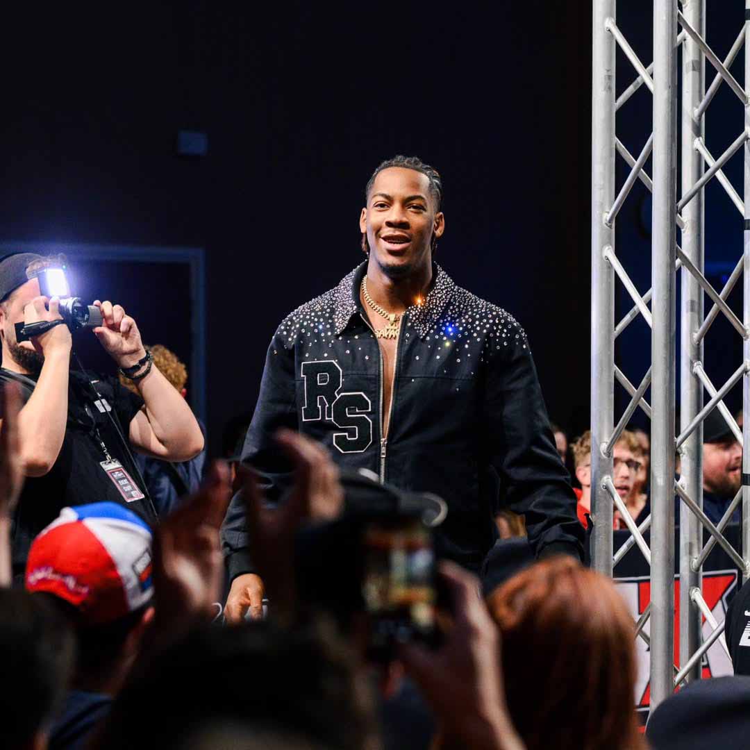 Ricky Sosa: the Belgian wrestler who brings 40000 Gang rap to the Unit ...