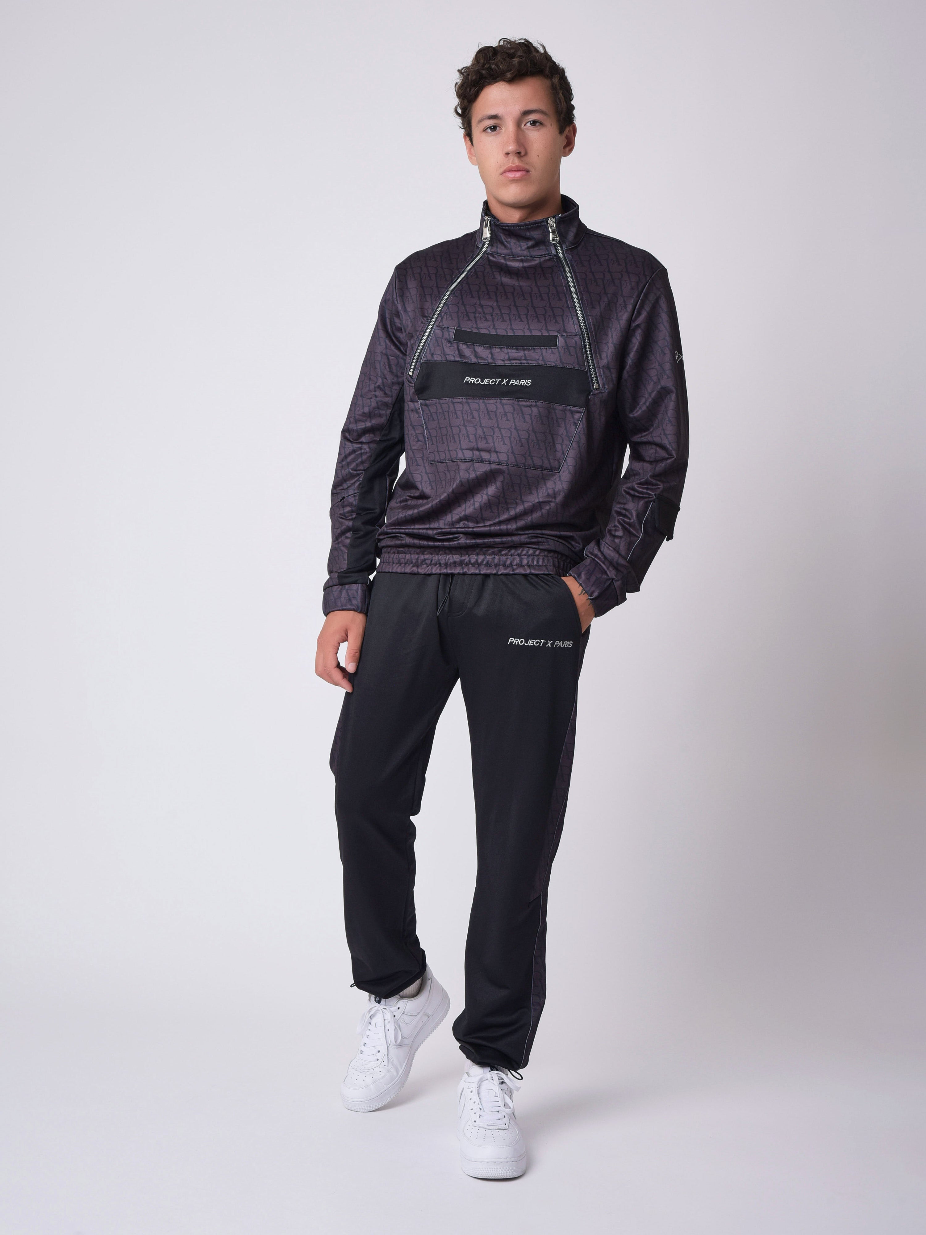 Monogrammönstrad vindjacka i sweatshirtstil-3