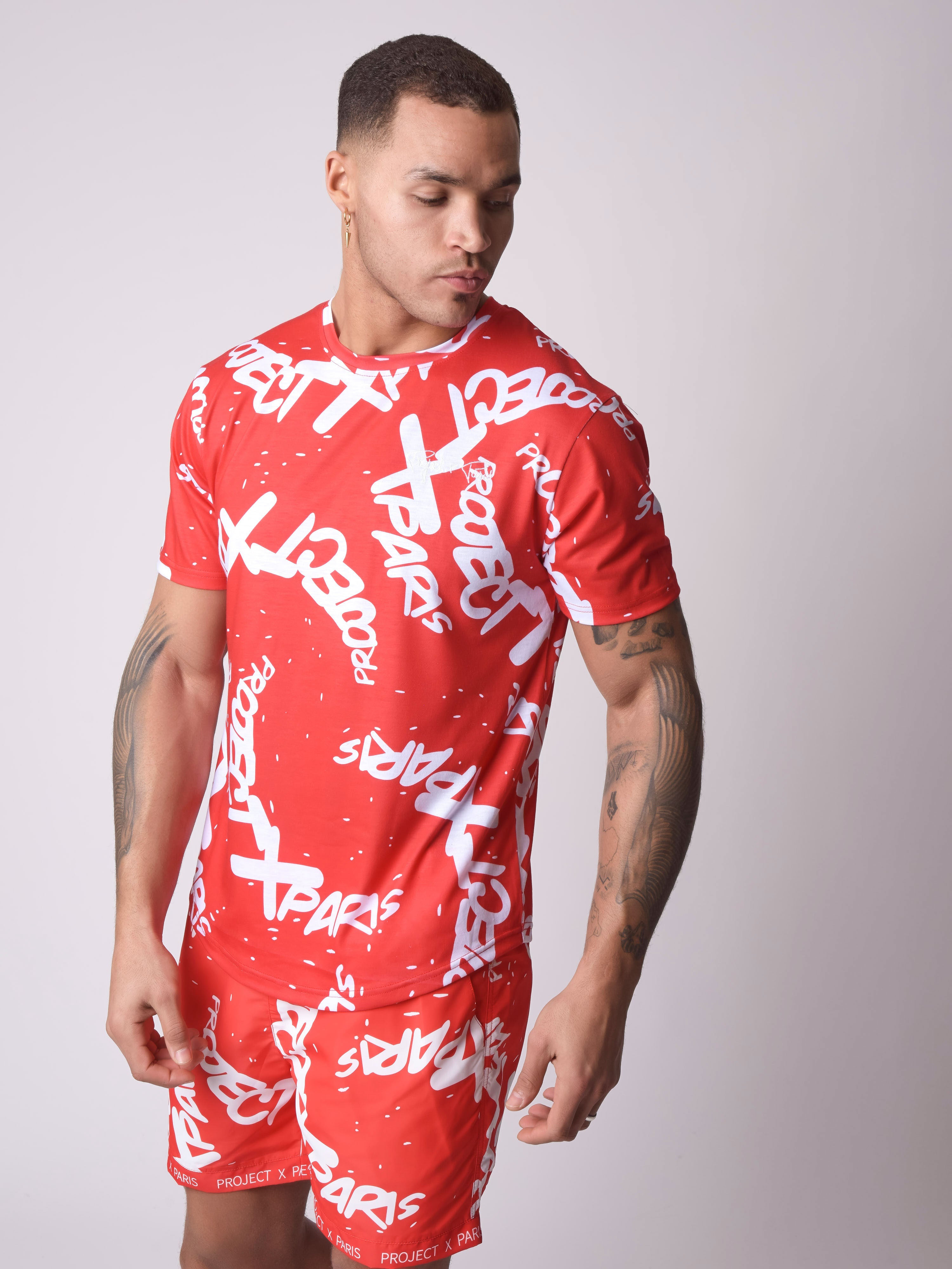 T-shirt con logo tipografia marcatura graffiti-3