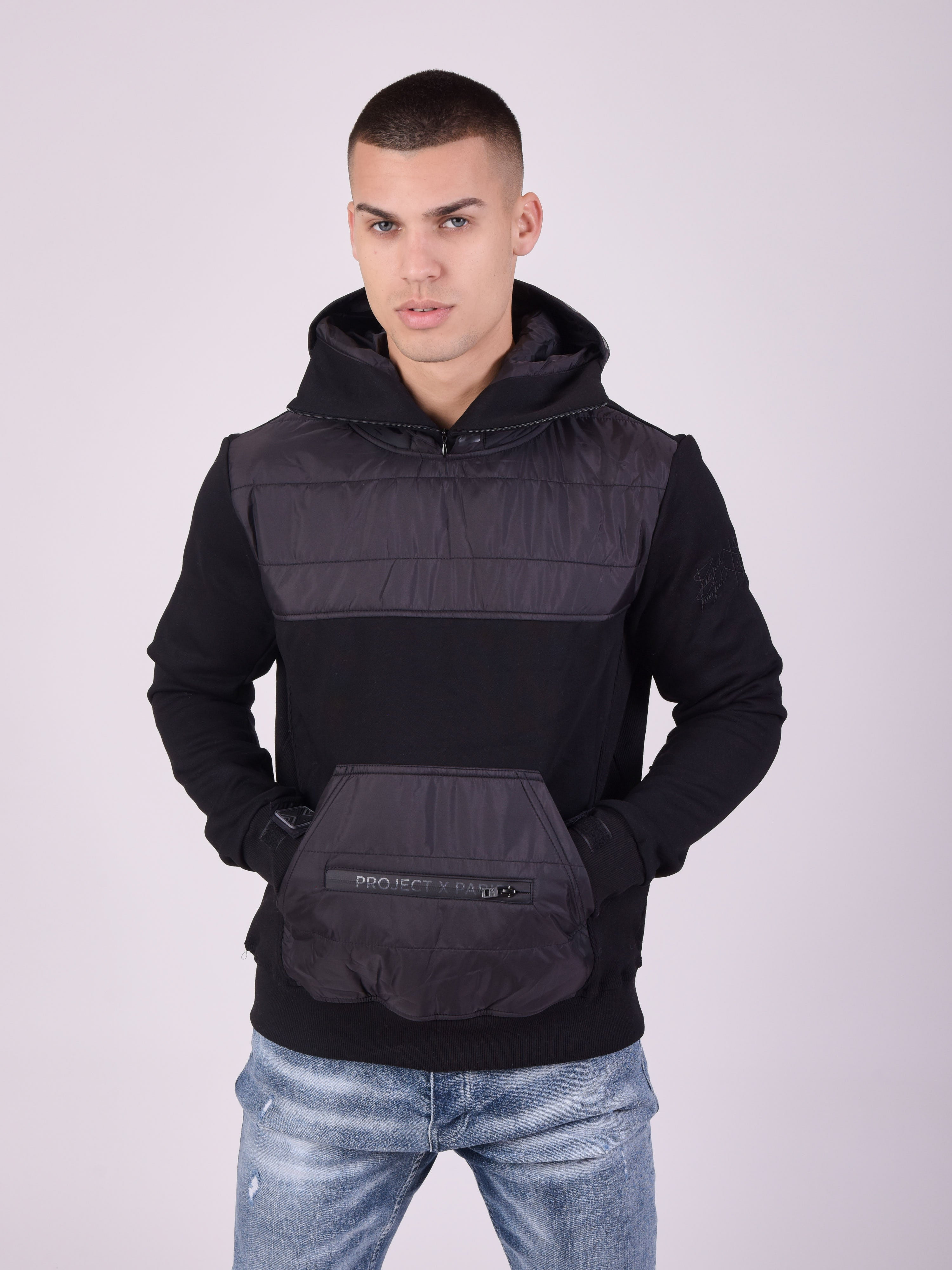 Quilted hoodie with kangaroo pocket-2