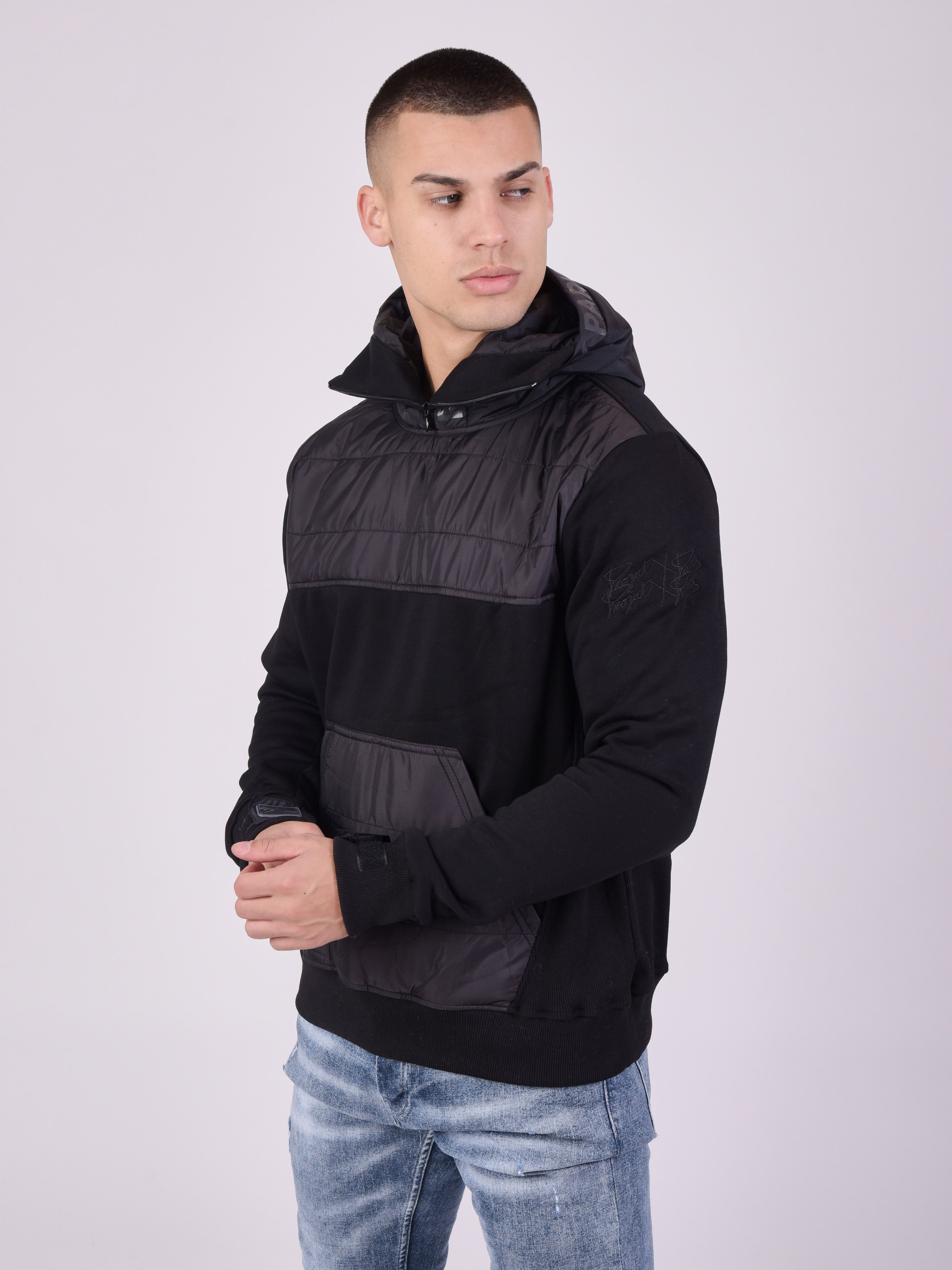 Quilted hoodie with kangaroo pocket-4