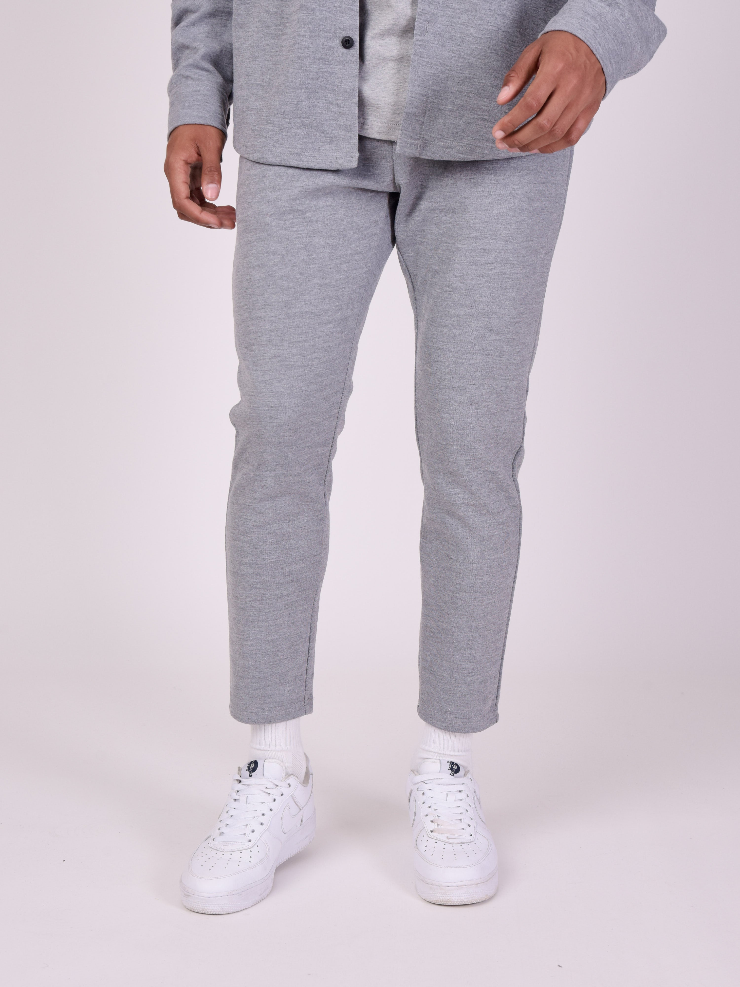 2140128-gris-clair