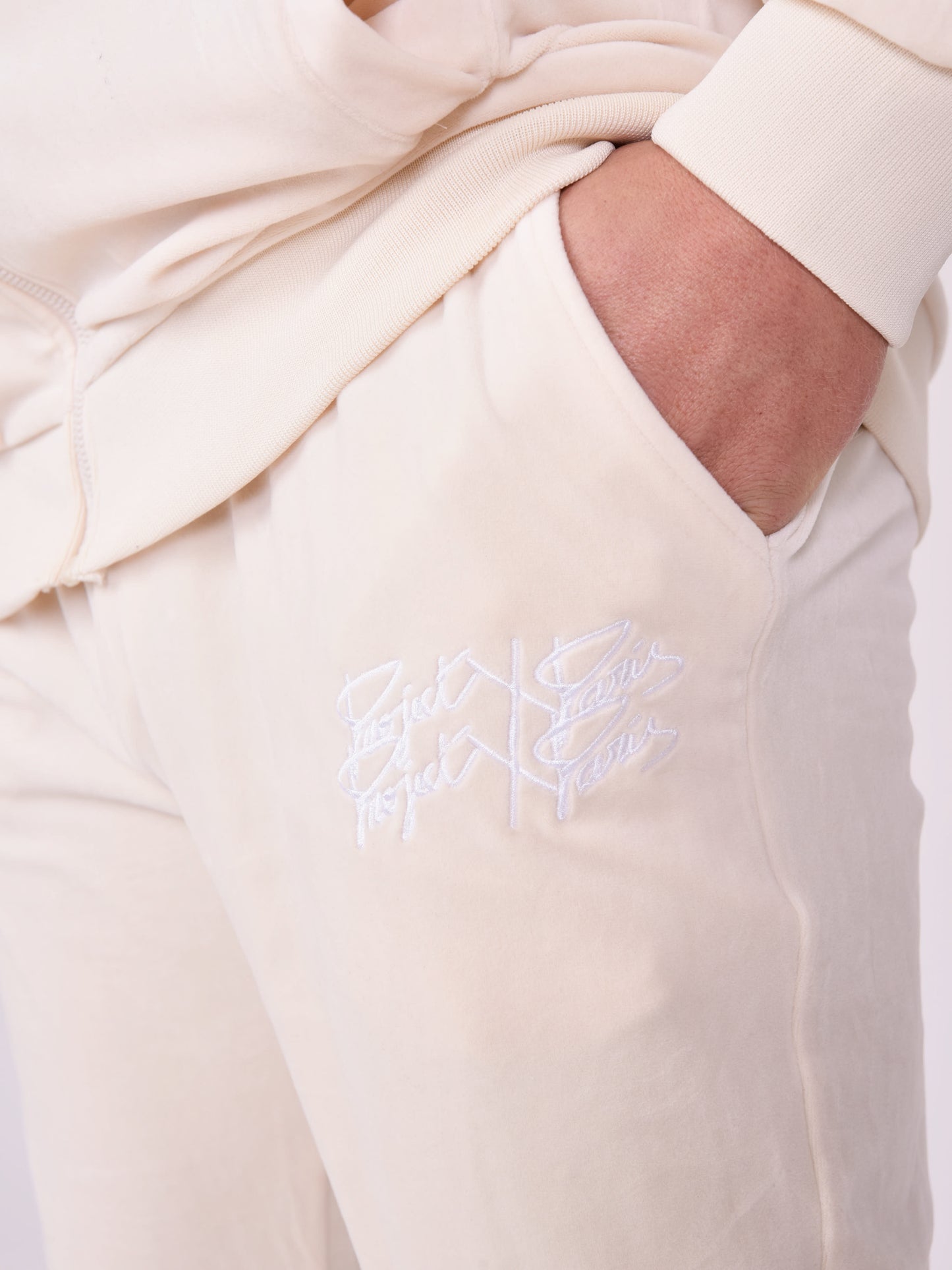 2140142-ivoire-detailshot