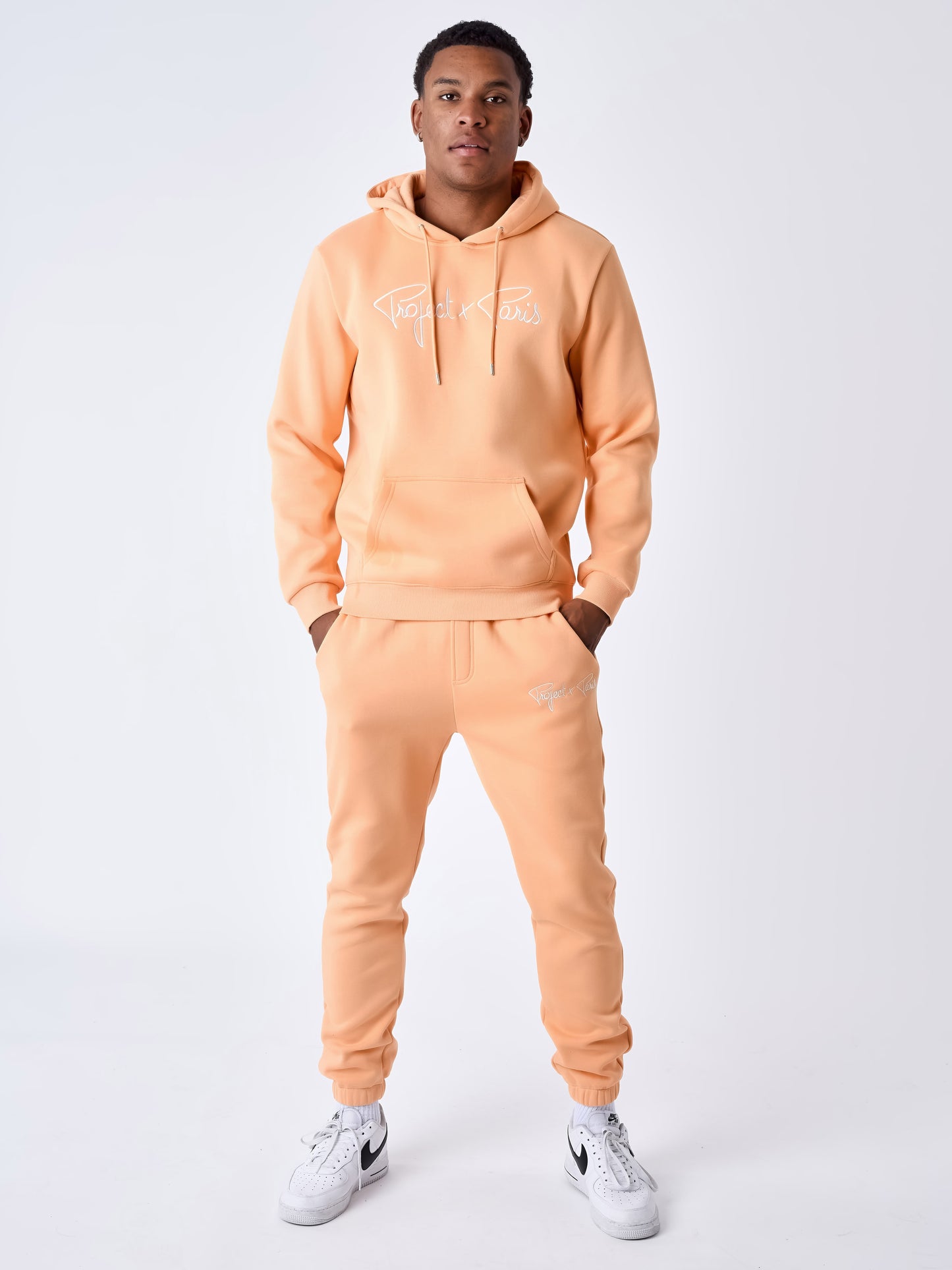 2140150-apricot-cream