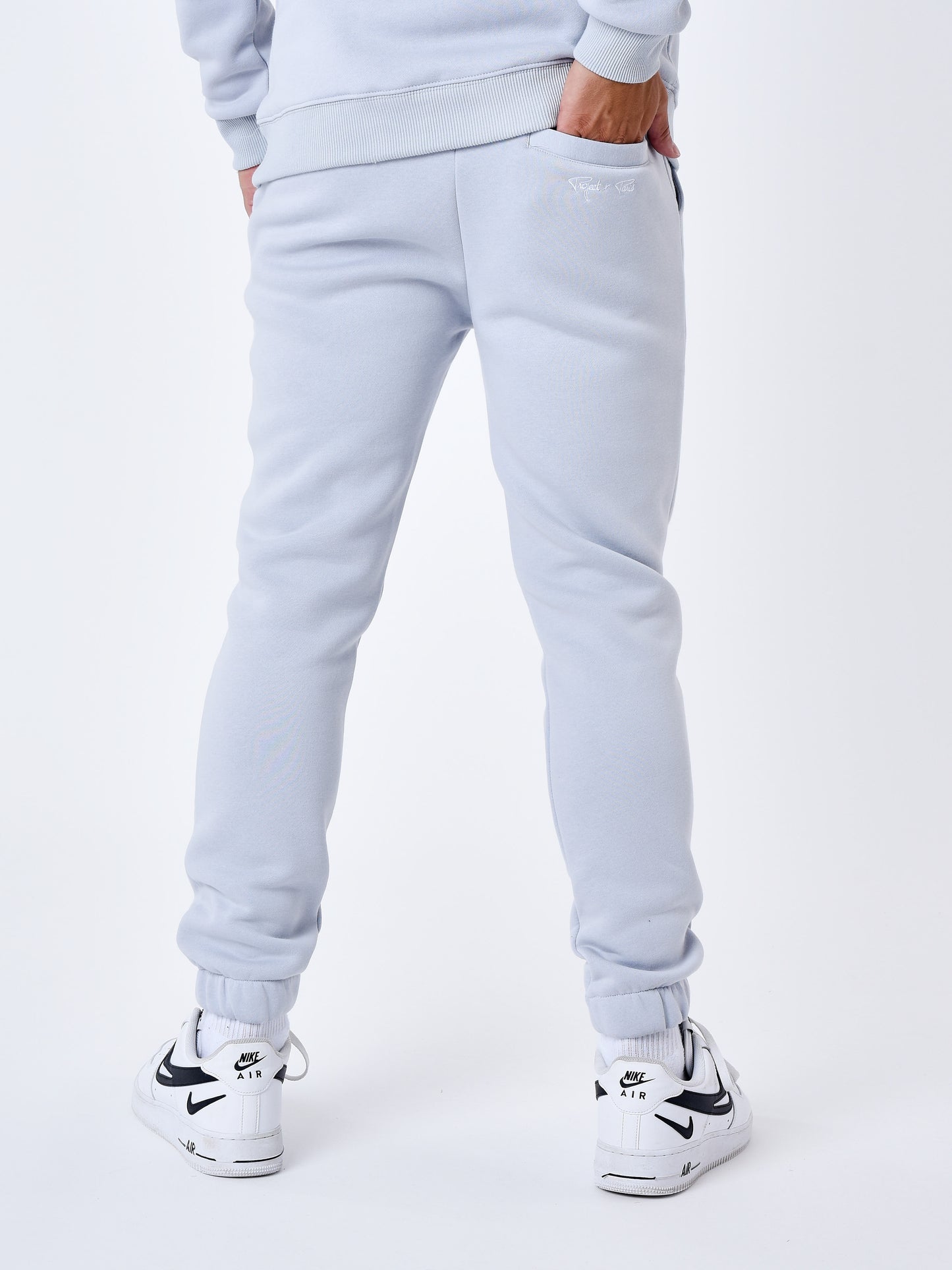 2140150-bleu-glacier