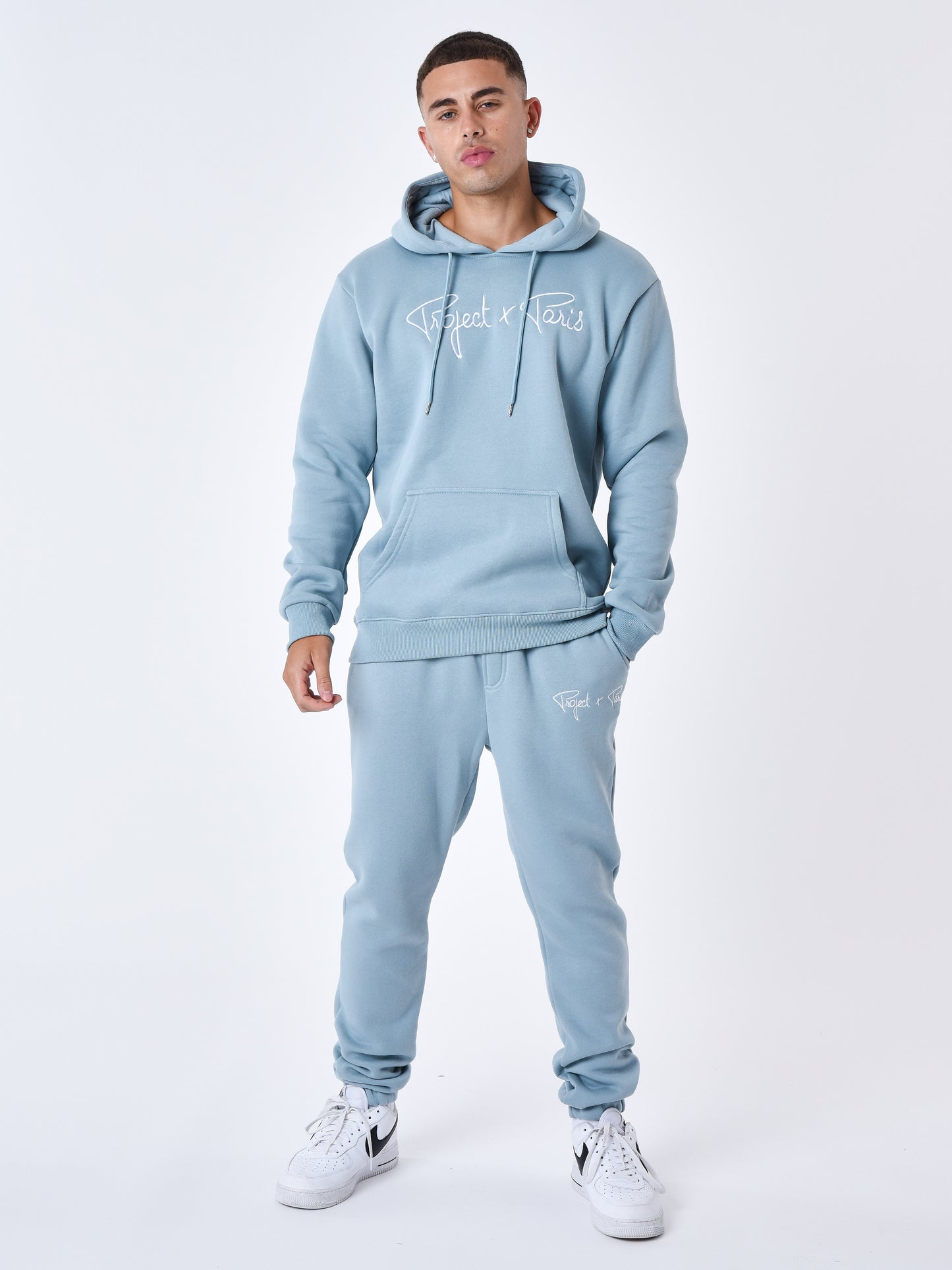 2140150-bleu-gris