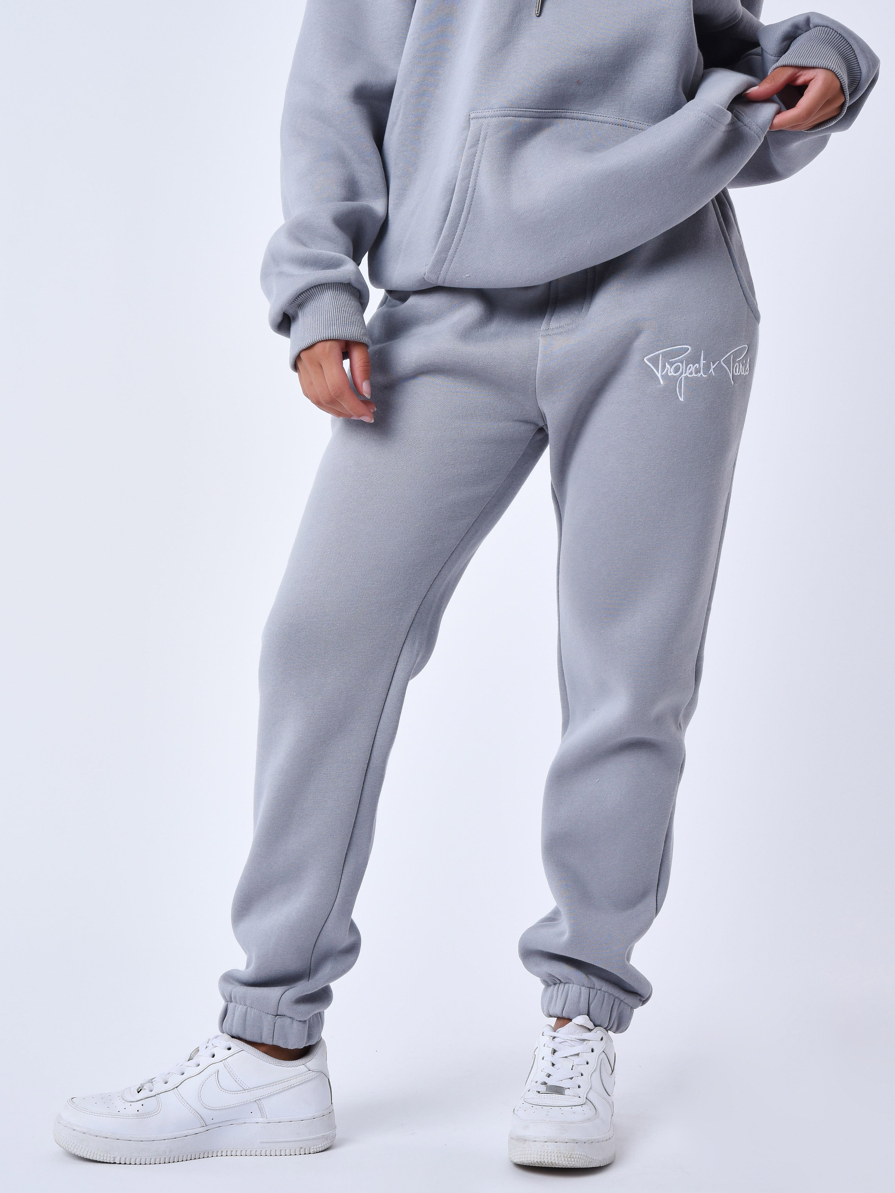 2140150-gris-clair