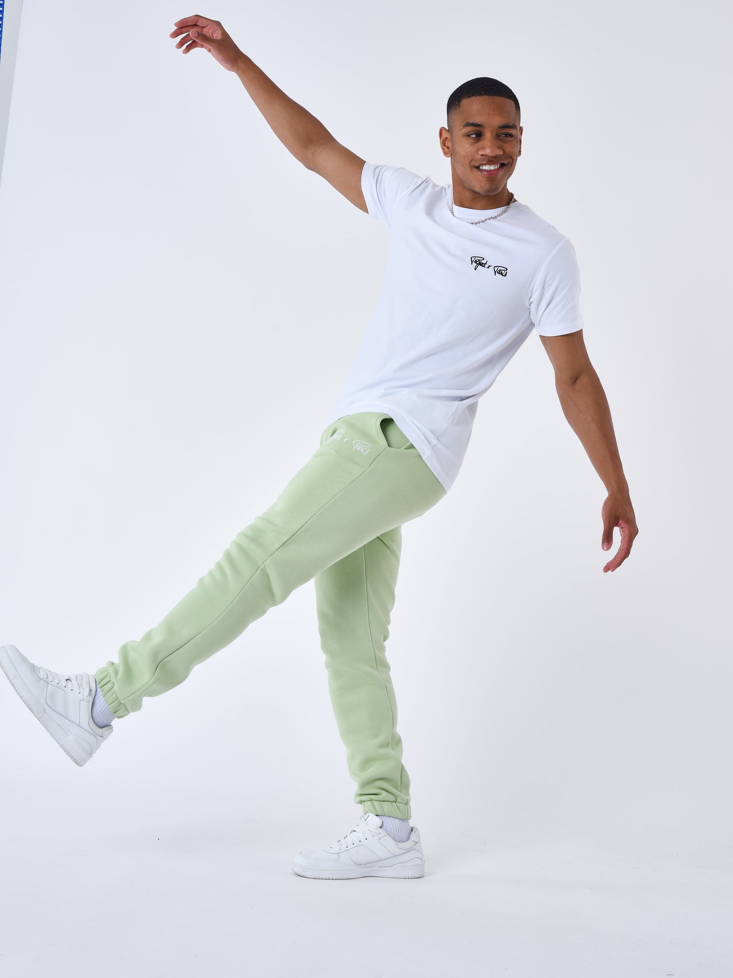 2140150-pistache