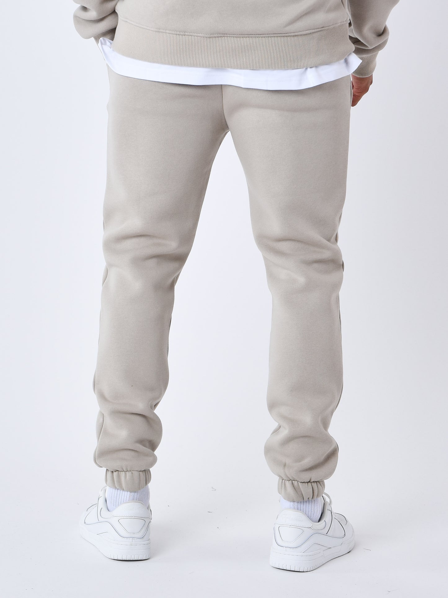 2140150-gris-fume