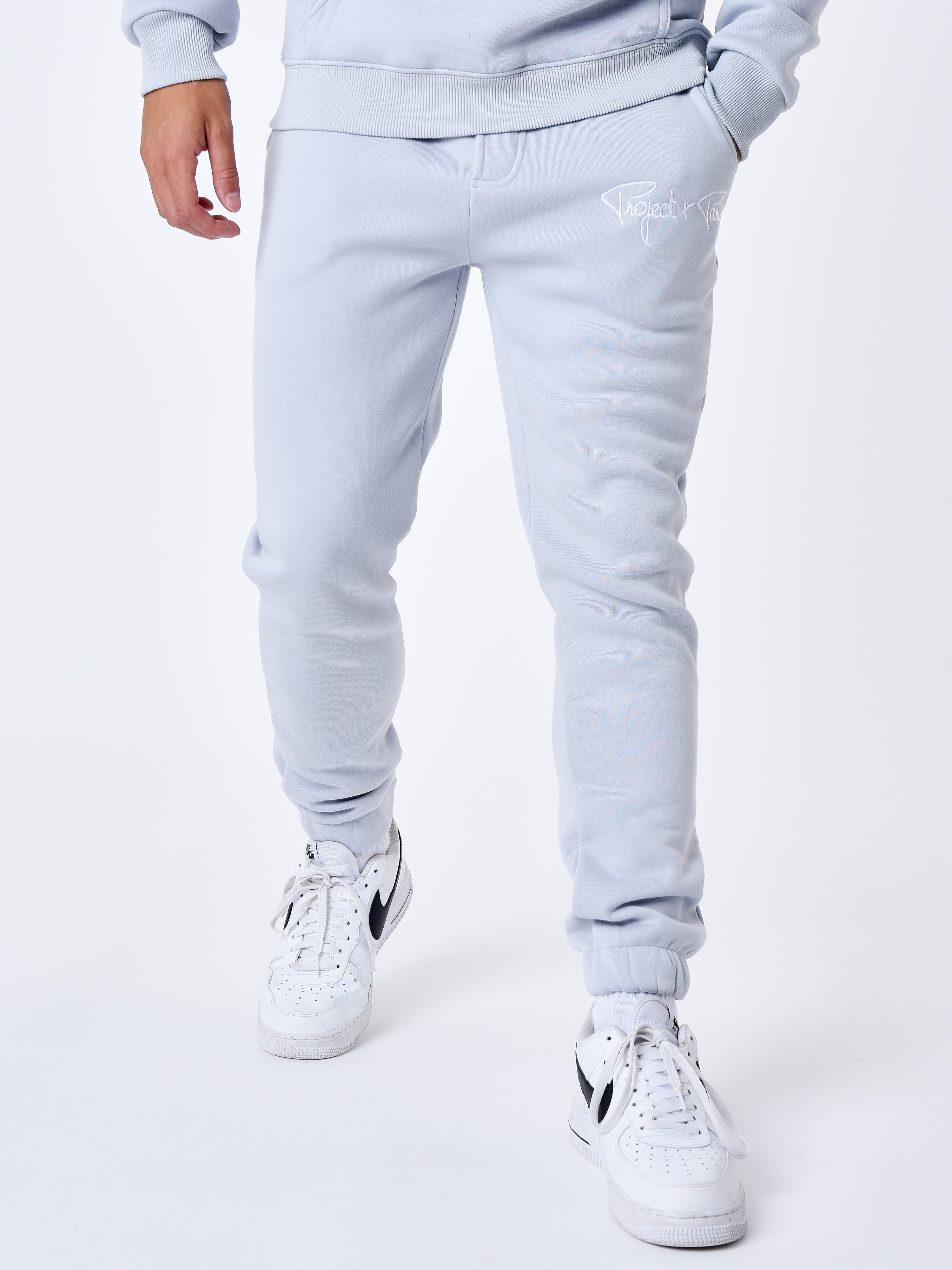 2140150-bleu-glacier