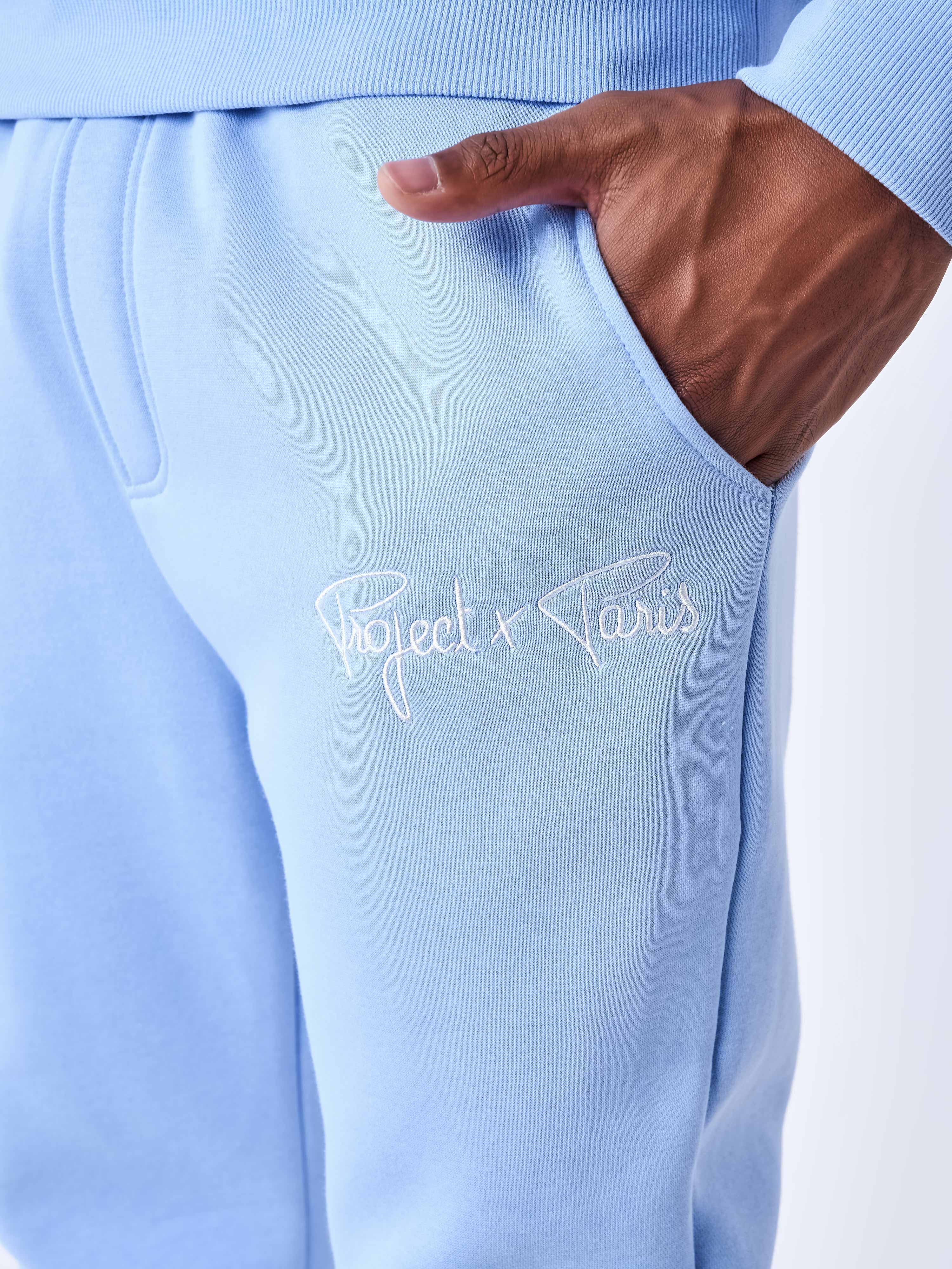 2140150-cashmere-blue