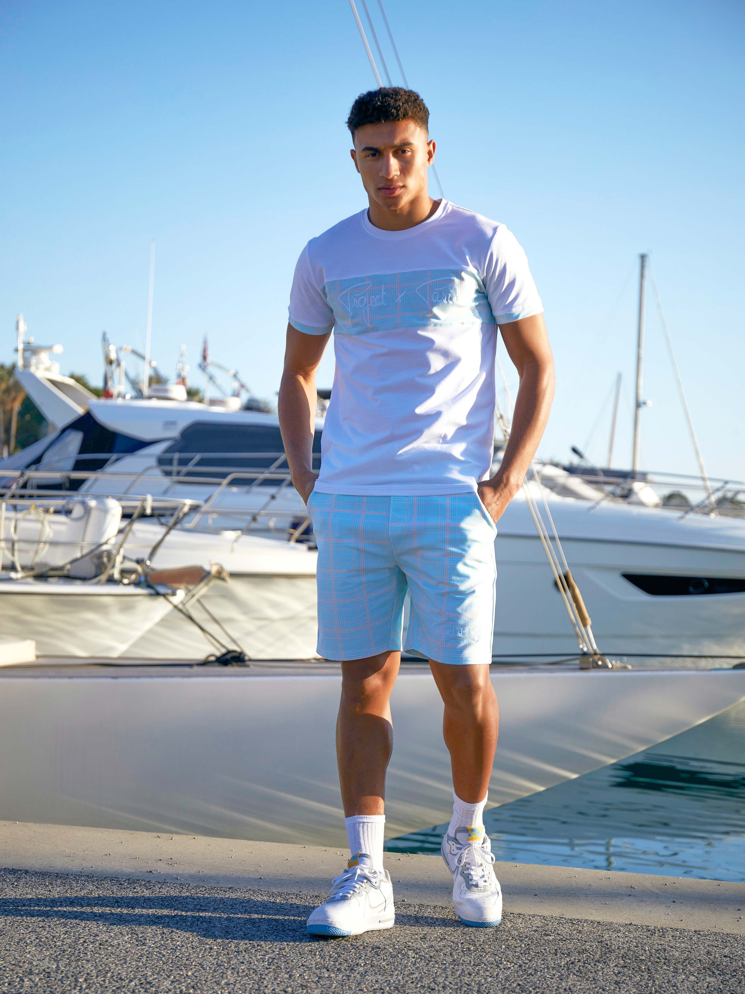 2140152-bleu-ciel-modelshot