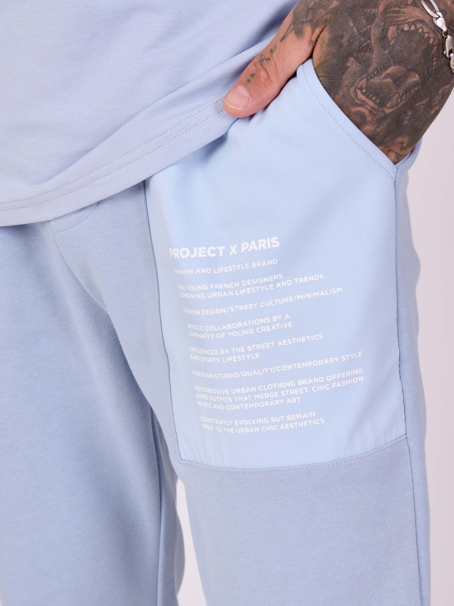 2140156-bleu-ciel-detailshot