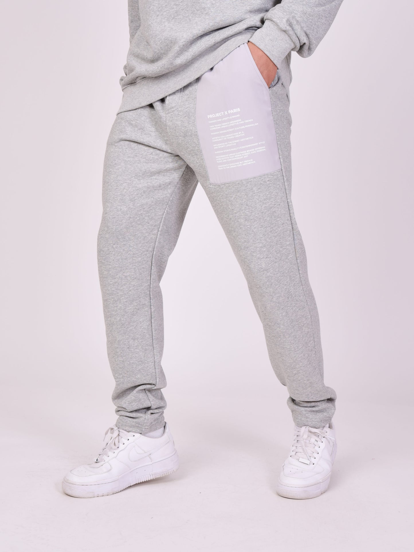 2140156-gris-clair-modelshot