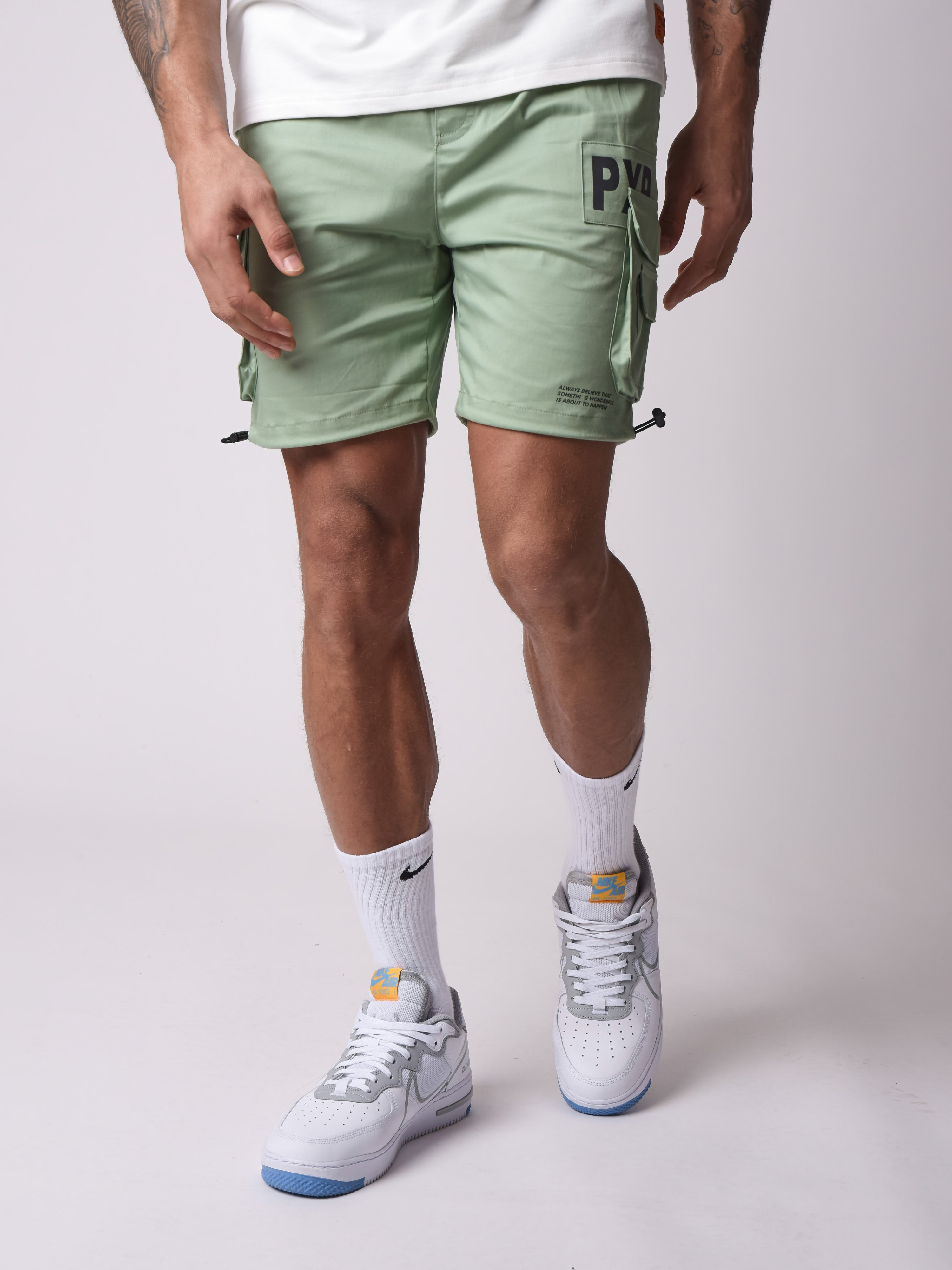 2140225-vert-d-eau-modelshot