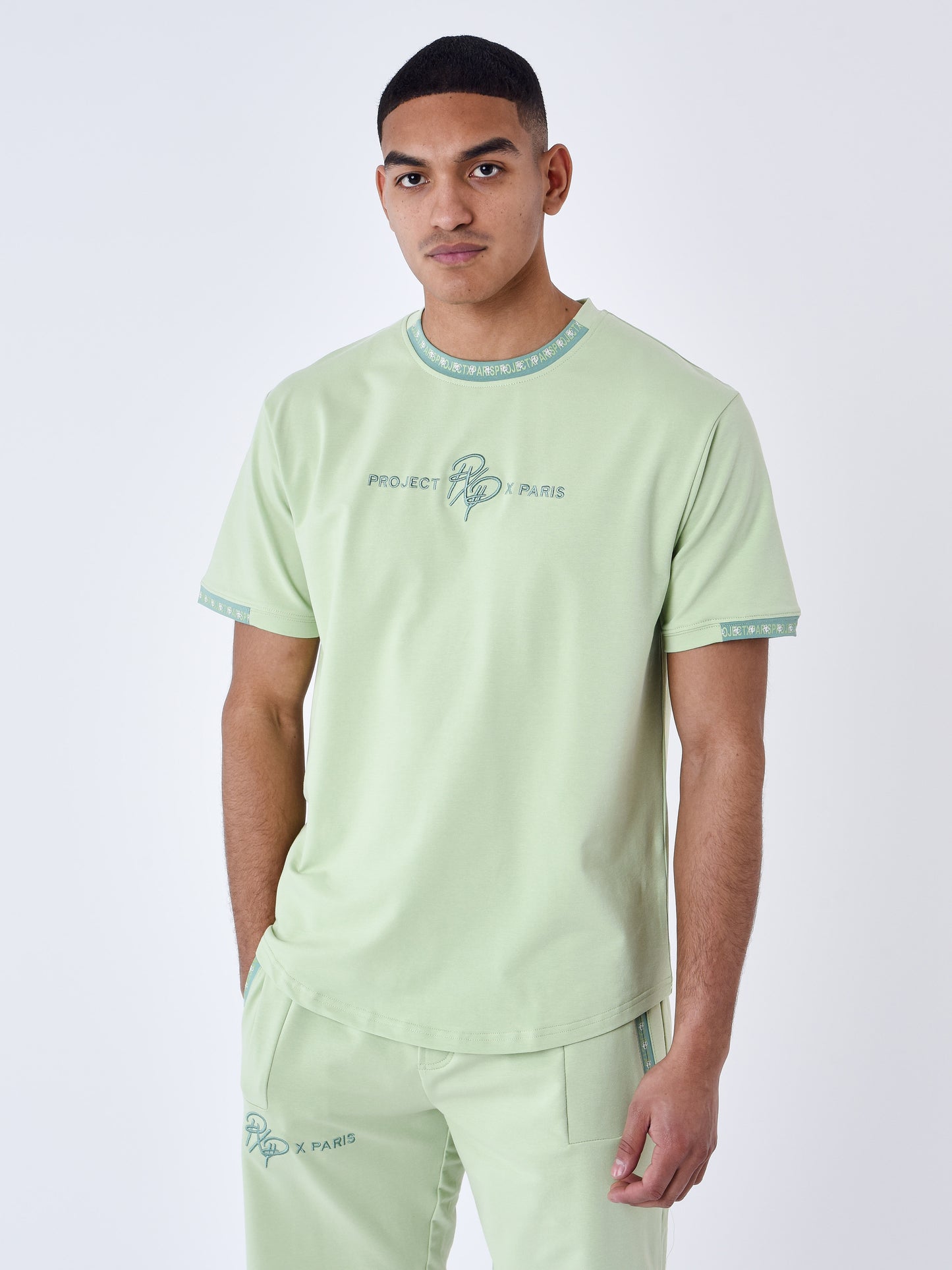 2210218-pistache-modelshot