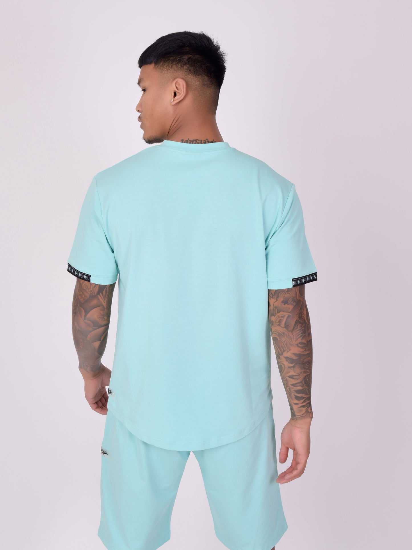 2210218-turquoise