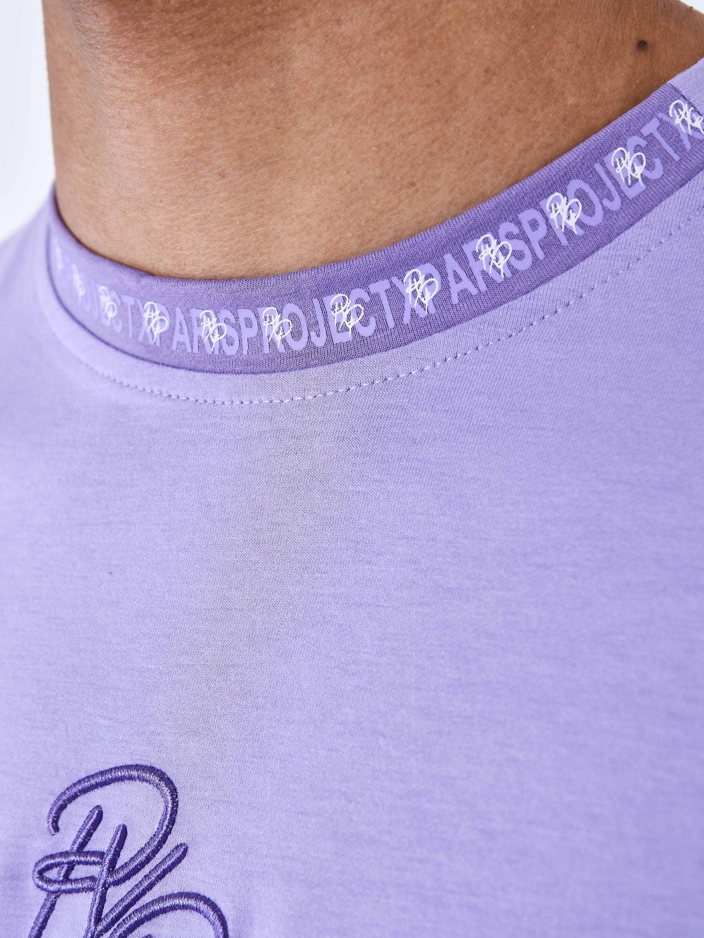 2210218-lilas-detailshot