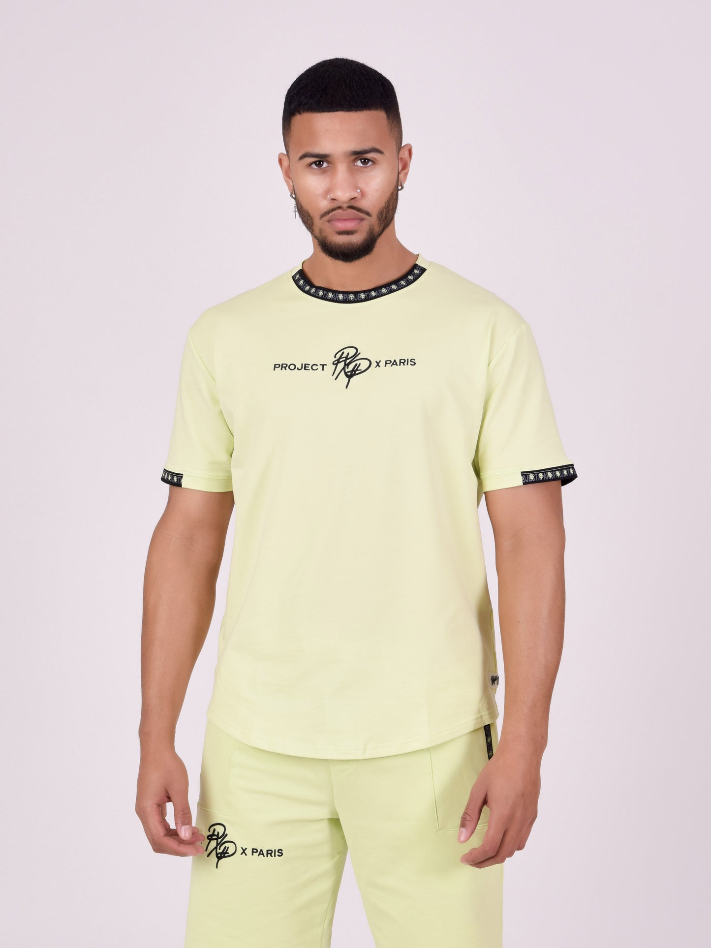2210218-jaune-fluo