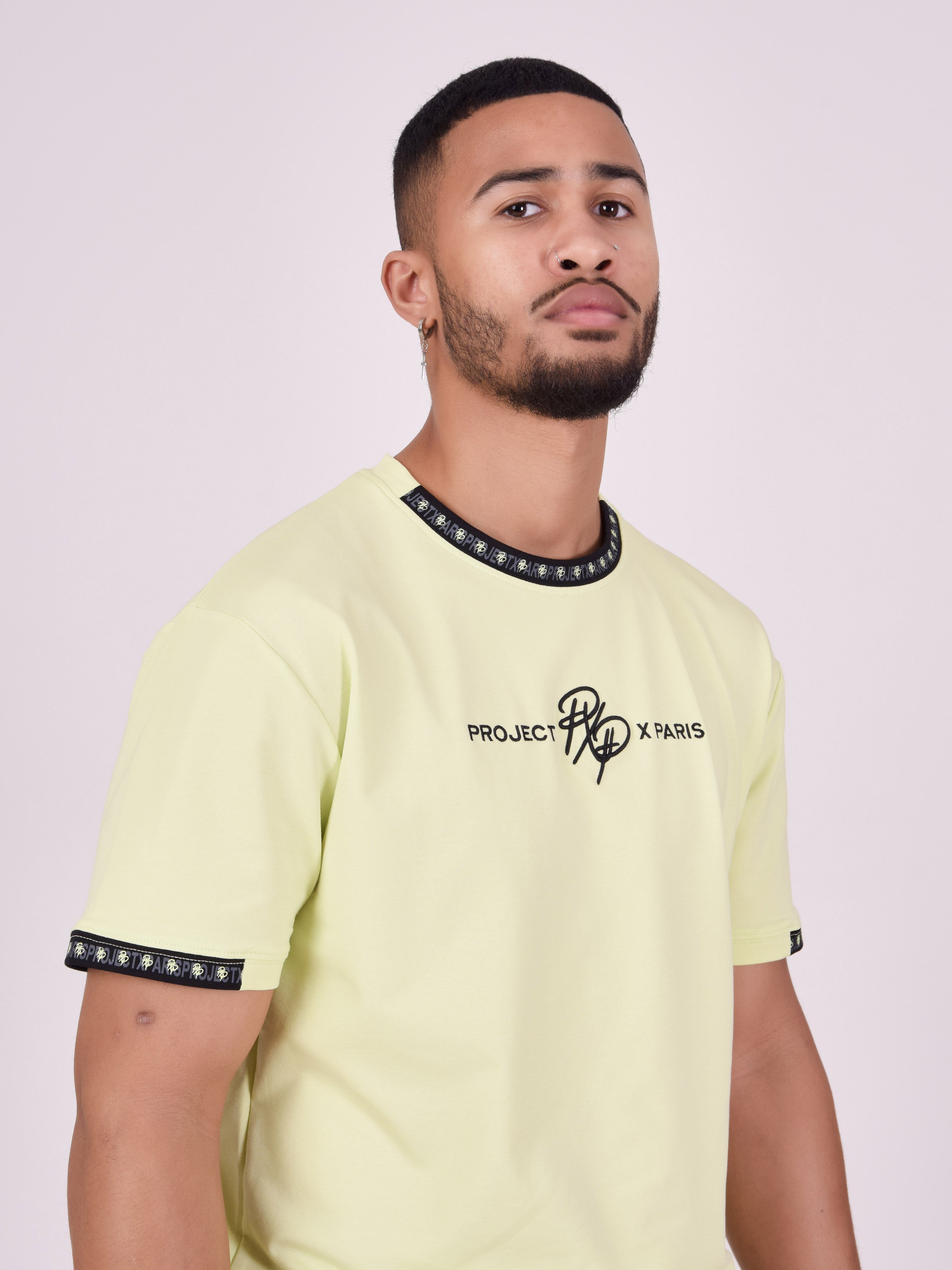 Tricou simplu cu bandă logo-1