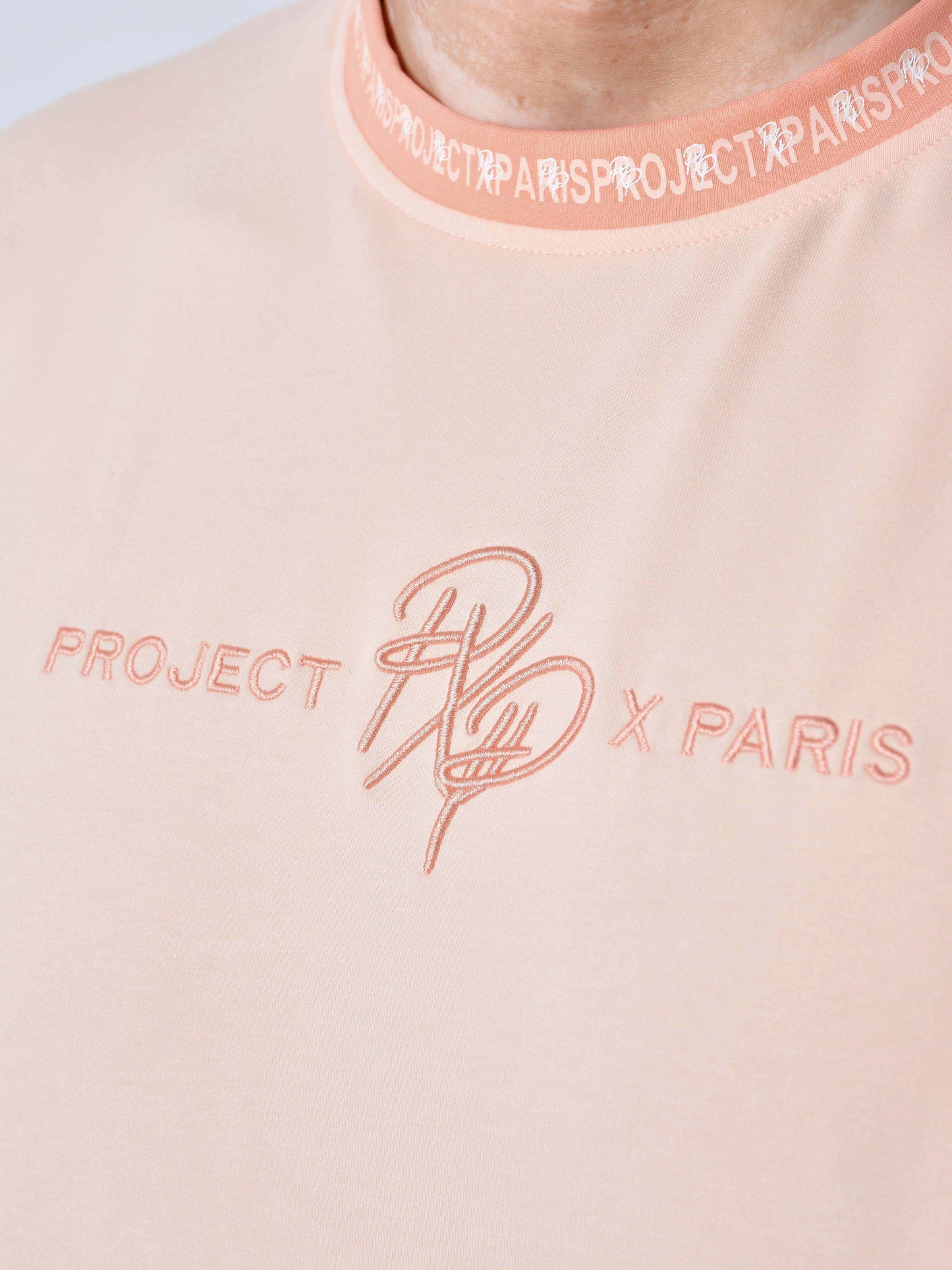 2210218-pale-peach-detailshot
