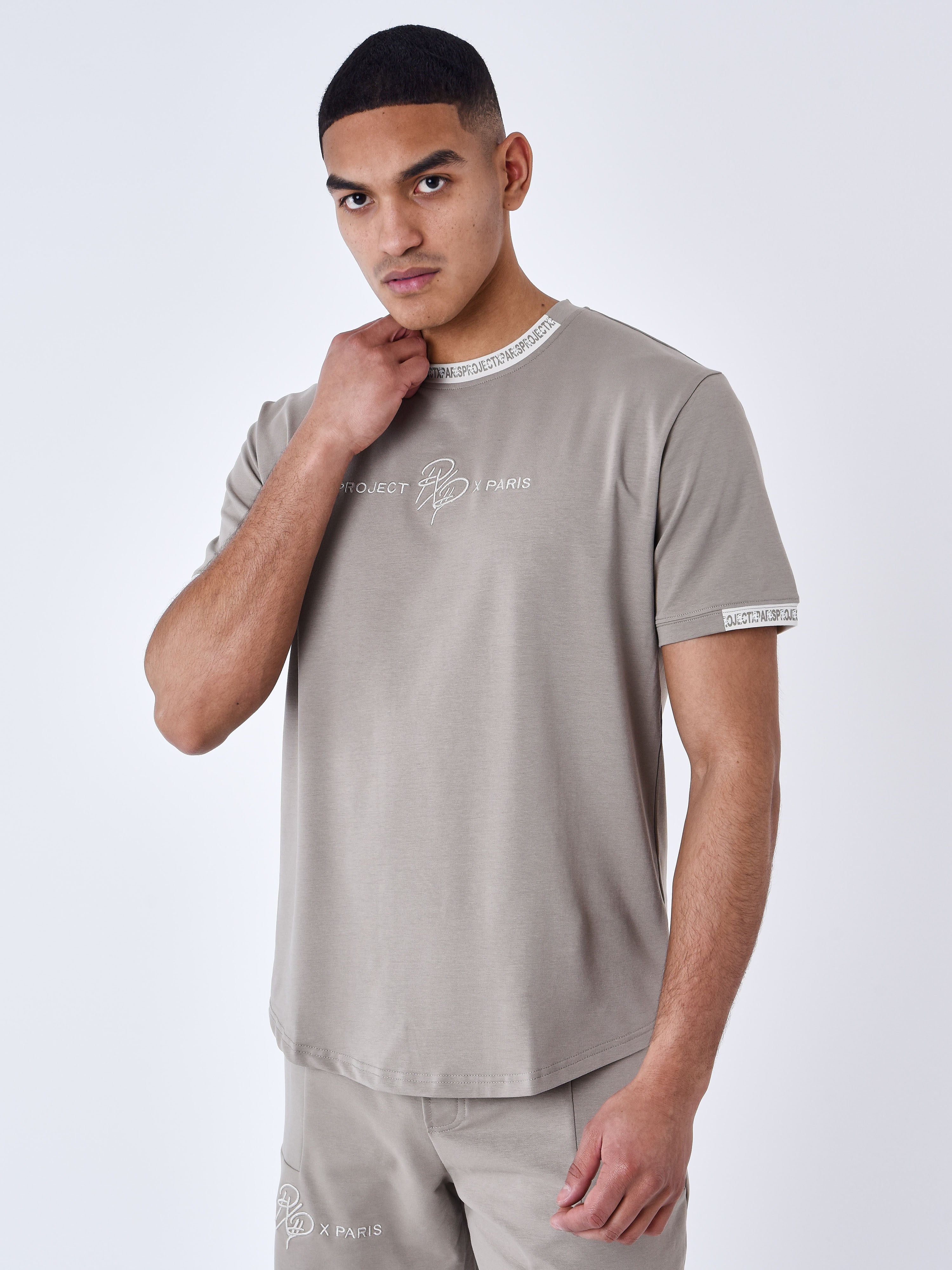 Effen T-shirt met logoband-2