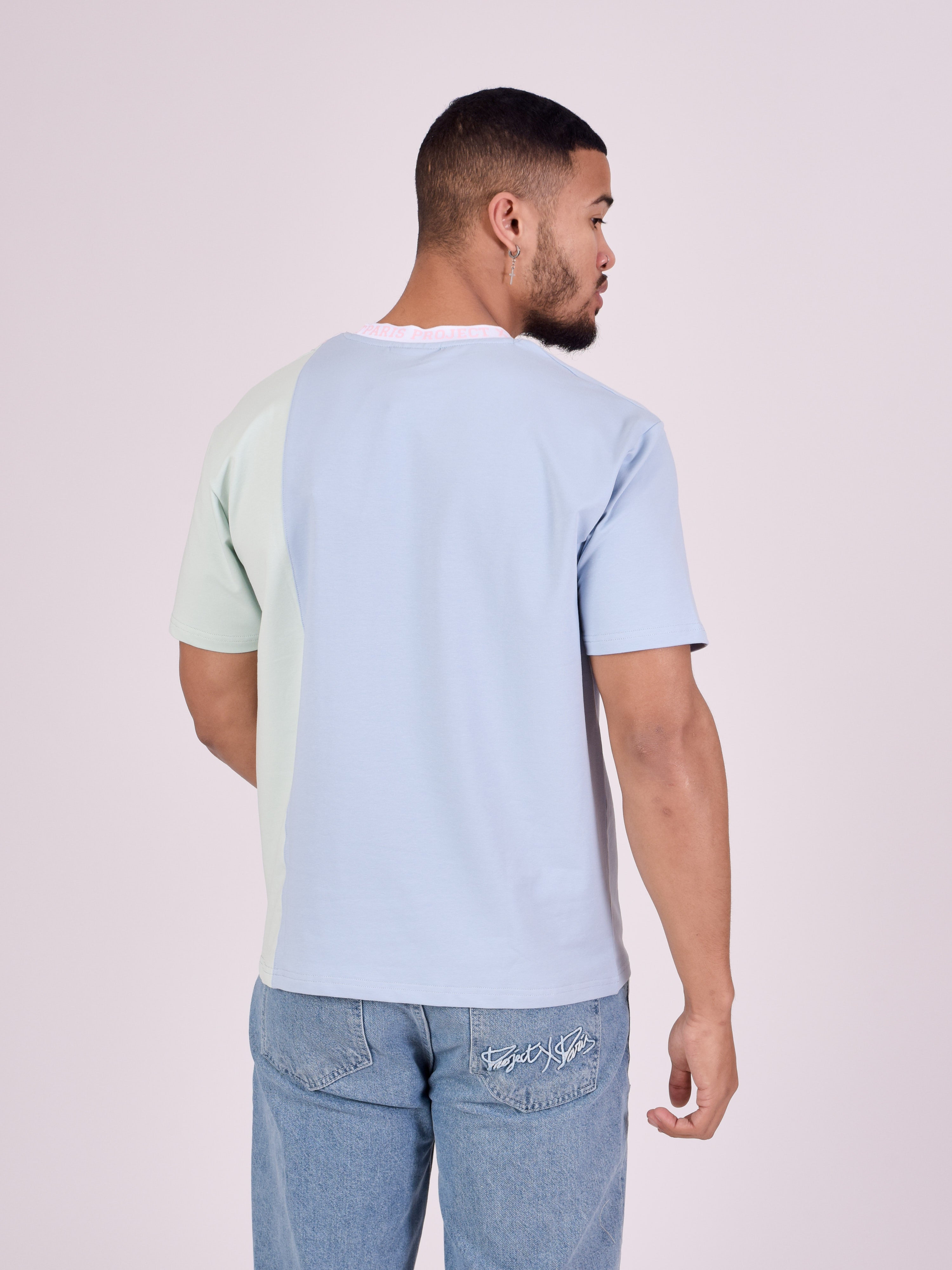 2210300-bleu-ciel-modelshot