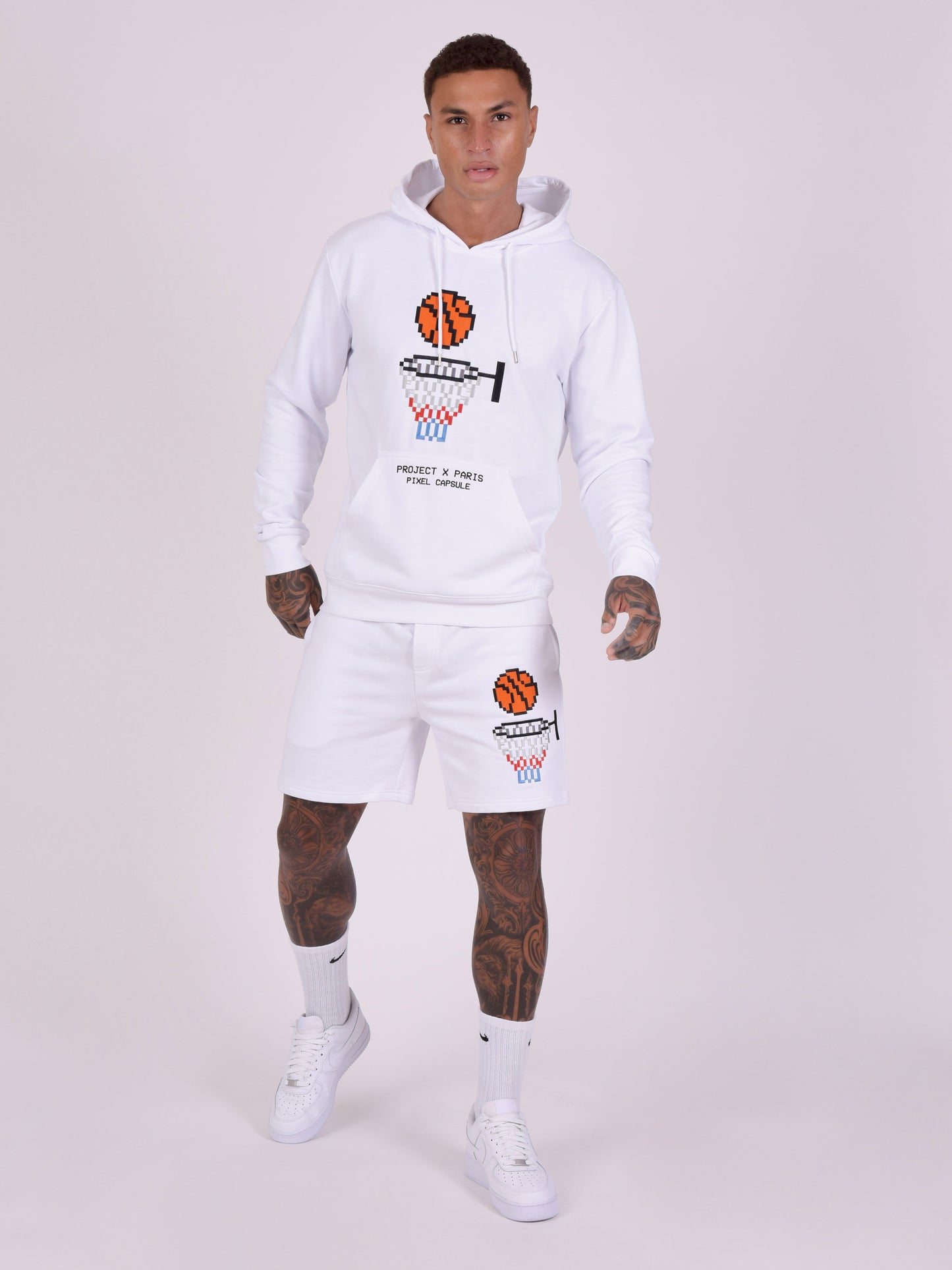 2220144-blanc-modelshot